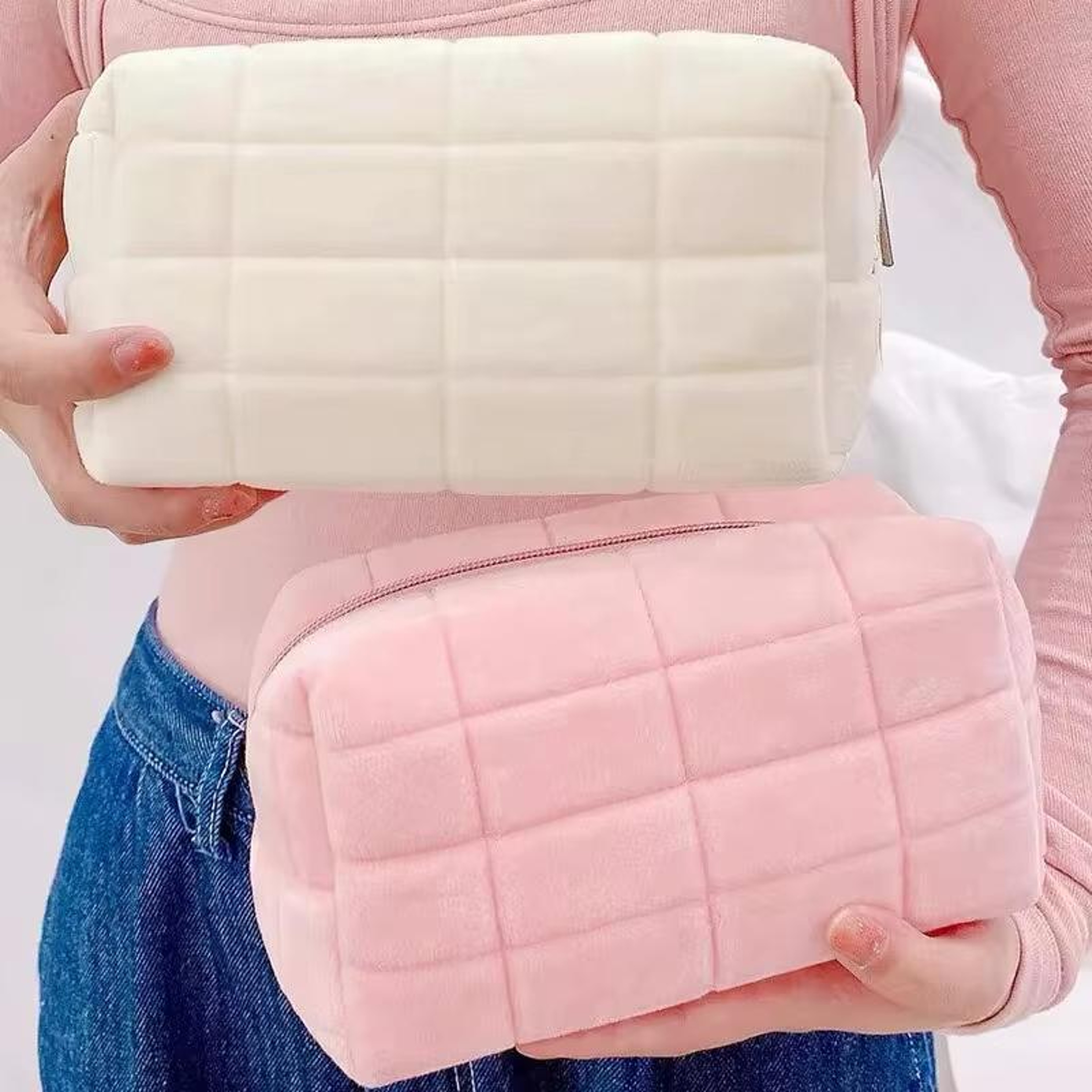 Polyester Zipper Cosmetic Storage Bag for Makeup Toiletries and Stationery – view 1