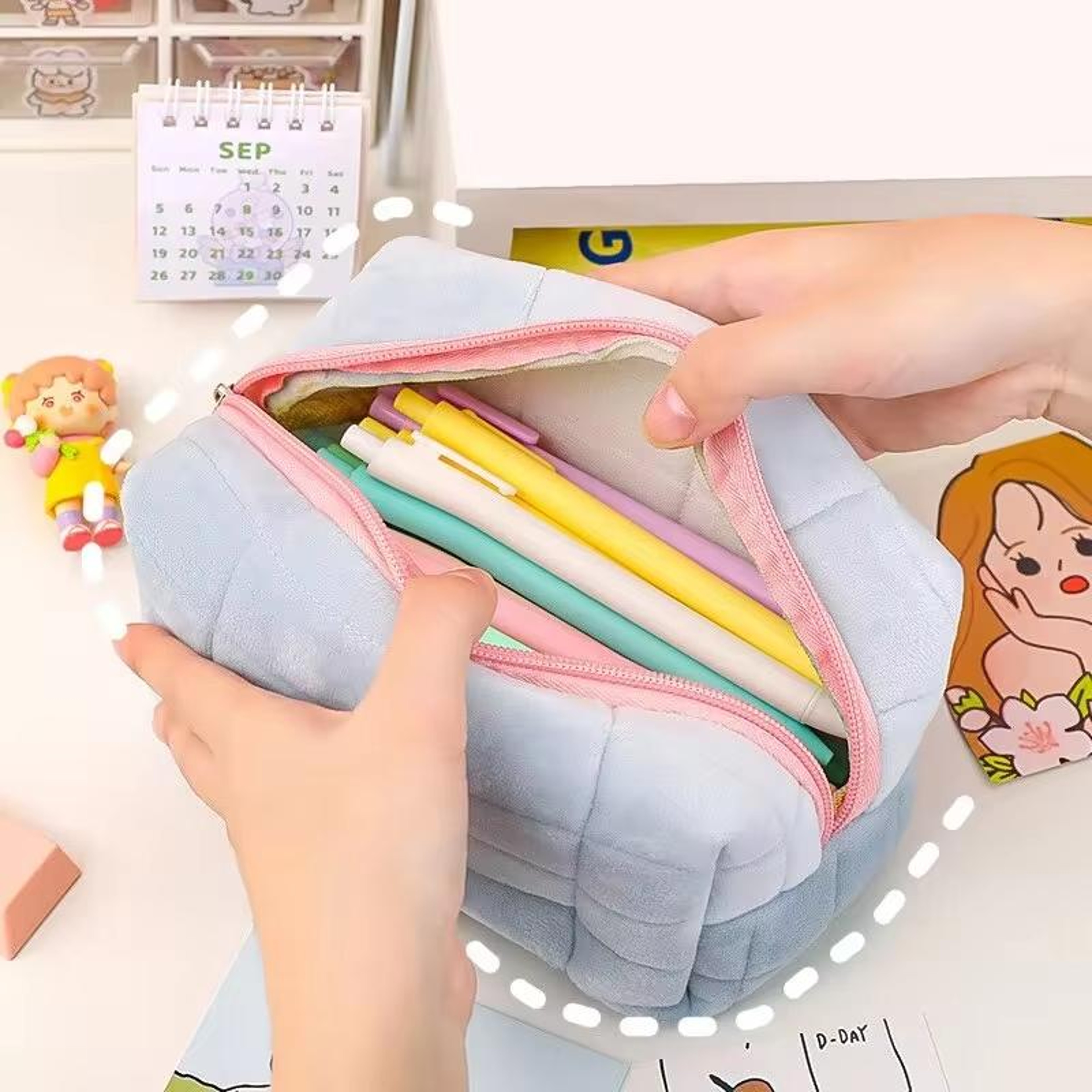 Polyester Zipper Cosmetic Storage Bag for Makeup Toiletries and Stationery – view 4