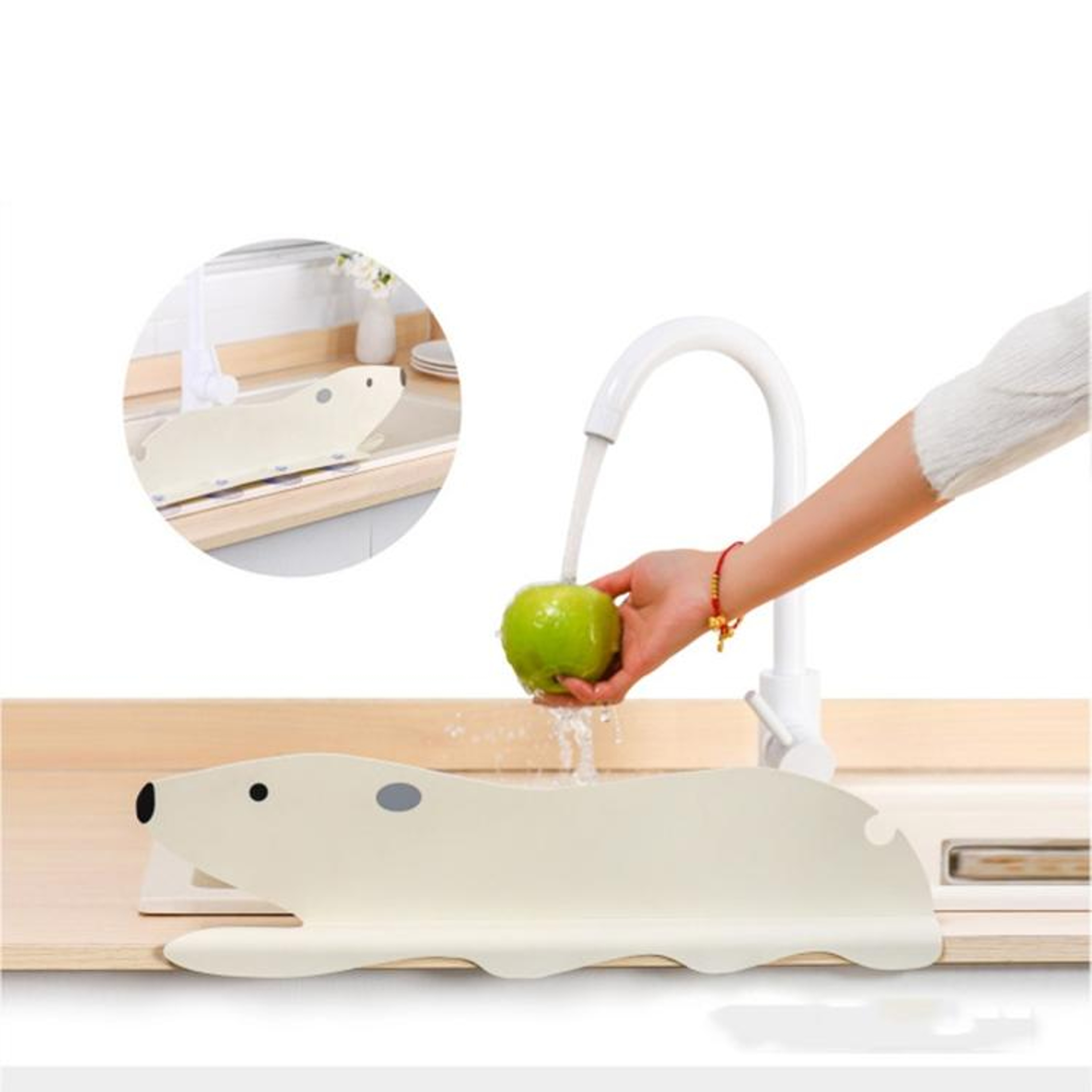 Cartoon Bear Kitchen Sink Splash Guard Suction Cup Water Deflector – view 2