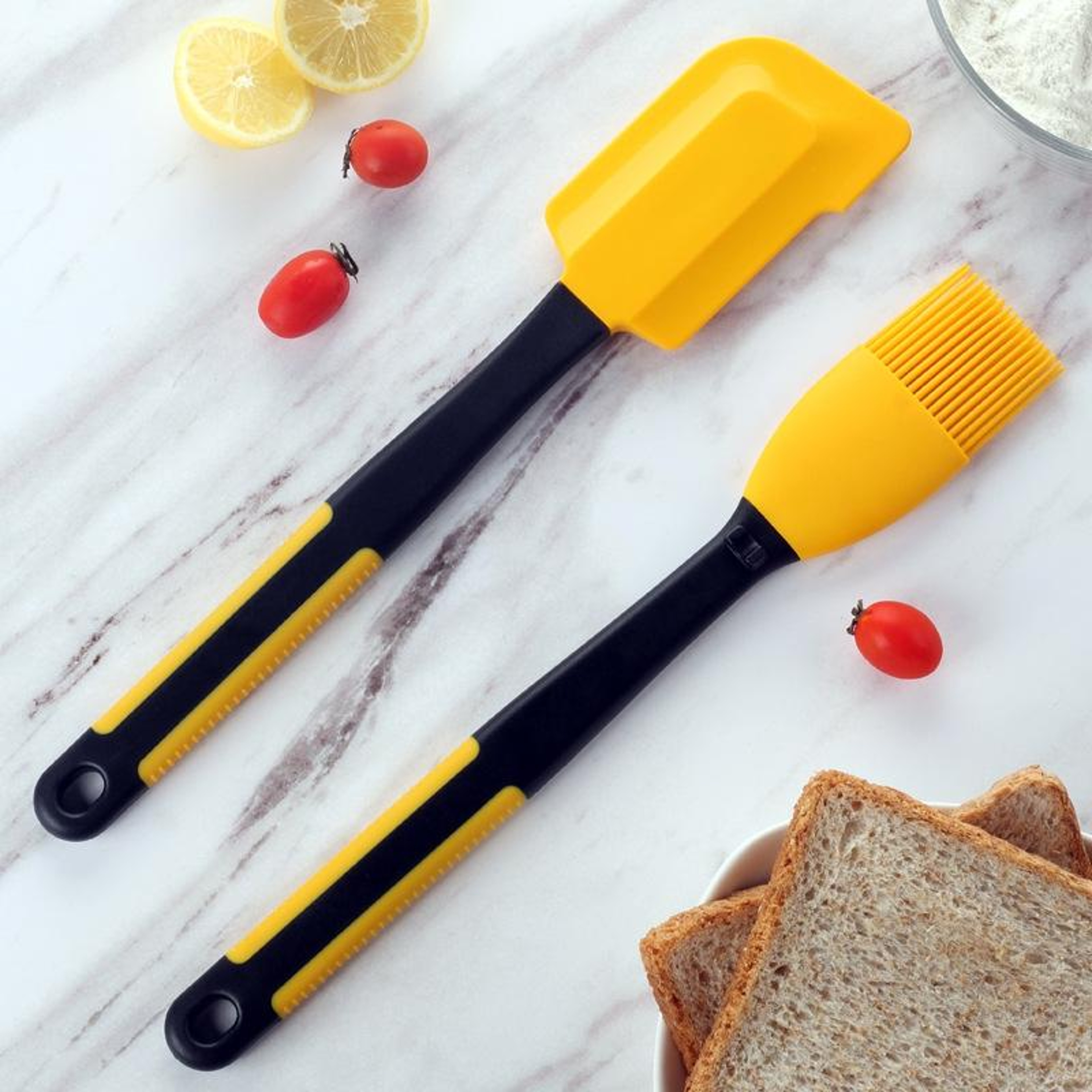 Silicone Baking Scraper And Basting Brush Set For Cakes Cream And Butter 0
