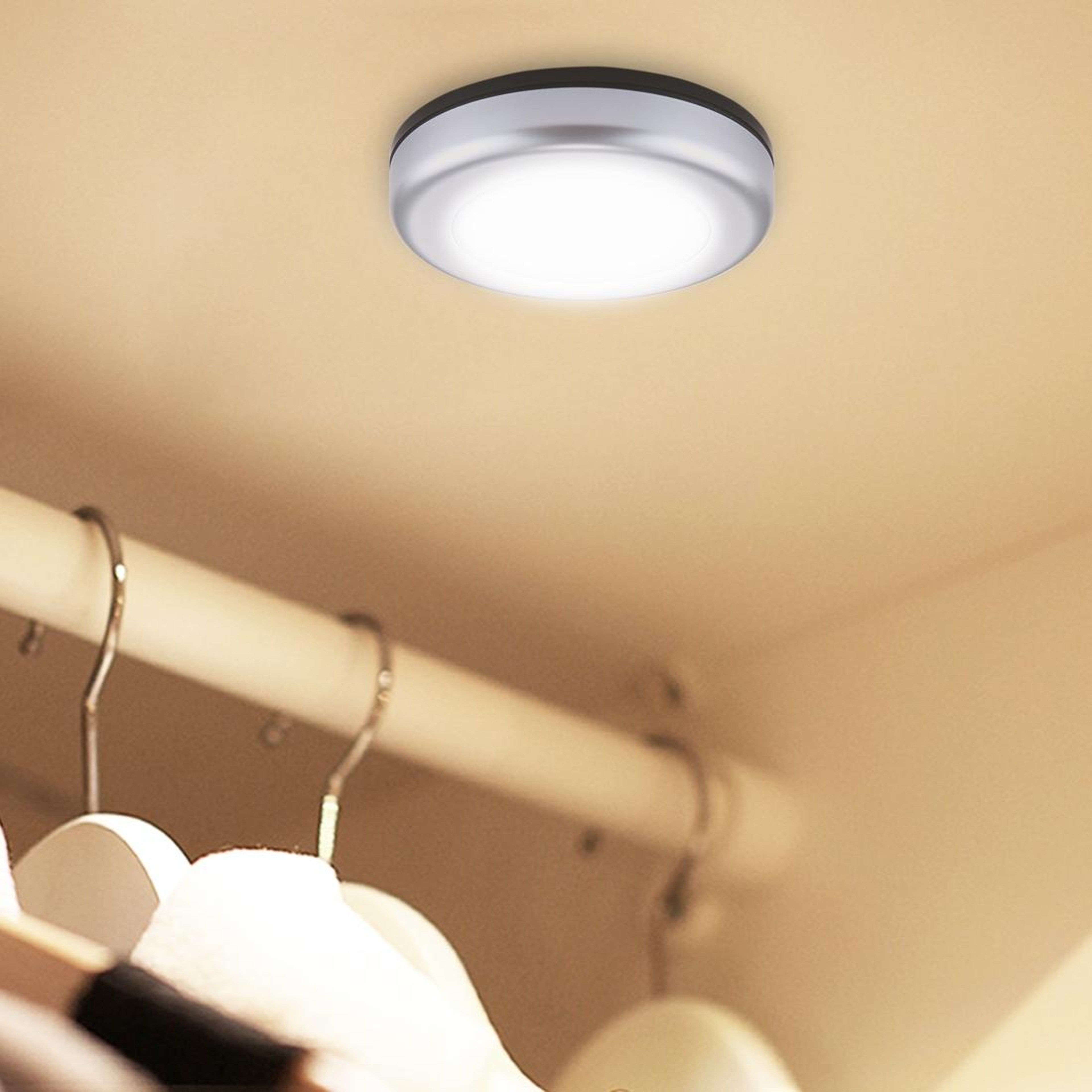 Smart PIR Motion Sensor Night Light with LEDs Automatic LED Motion Sensor Light – view 1