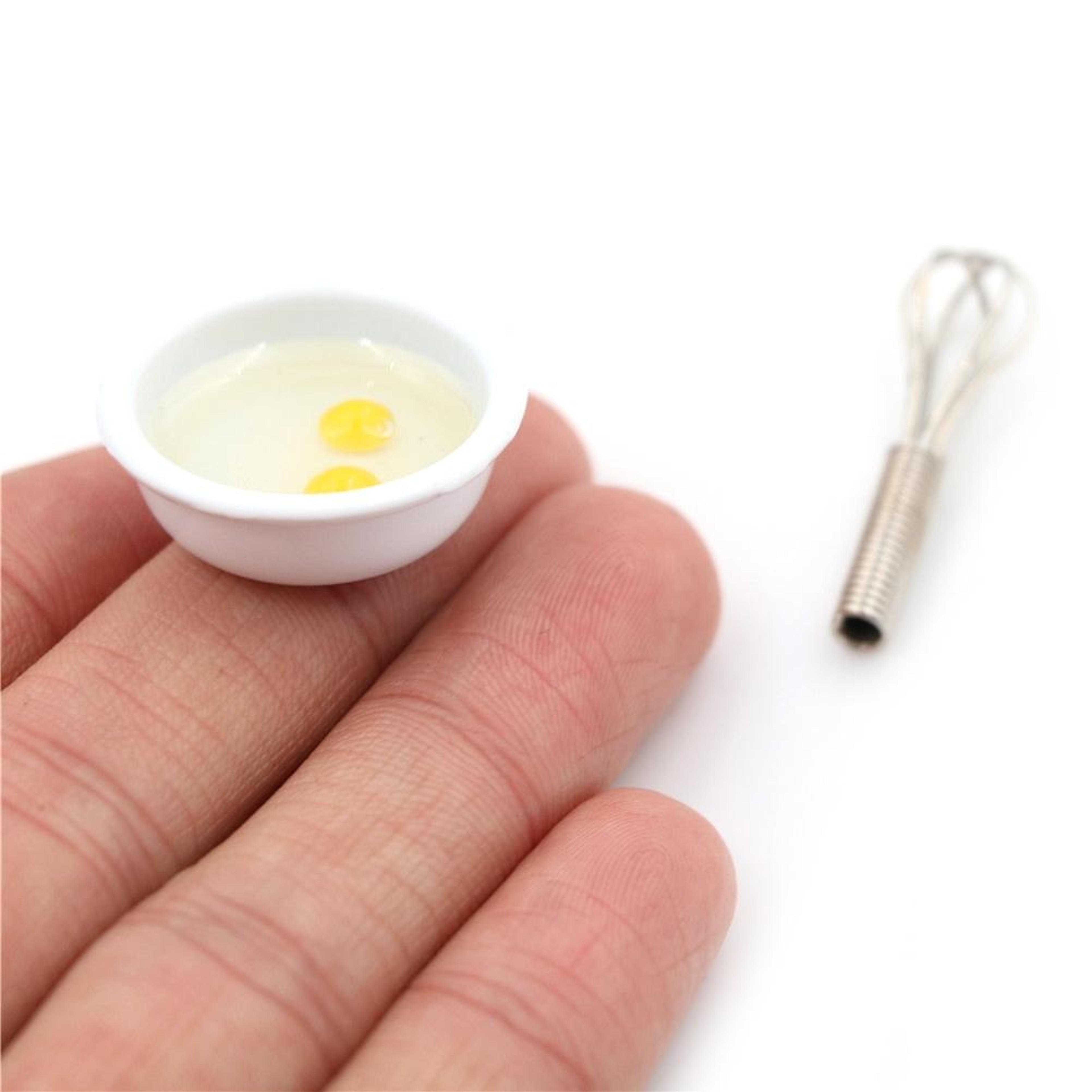 Dollhouse Mini Egg Beater  Mixing Bowl Kitchen Accessory Set 4