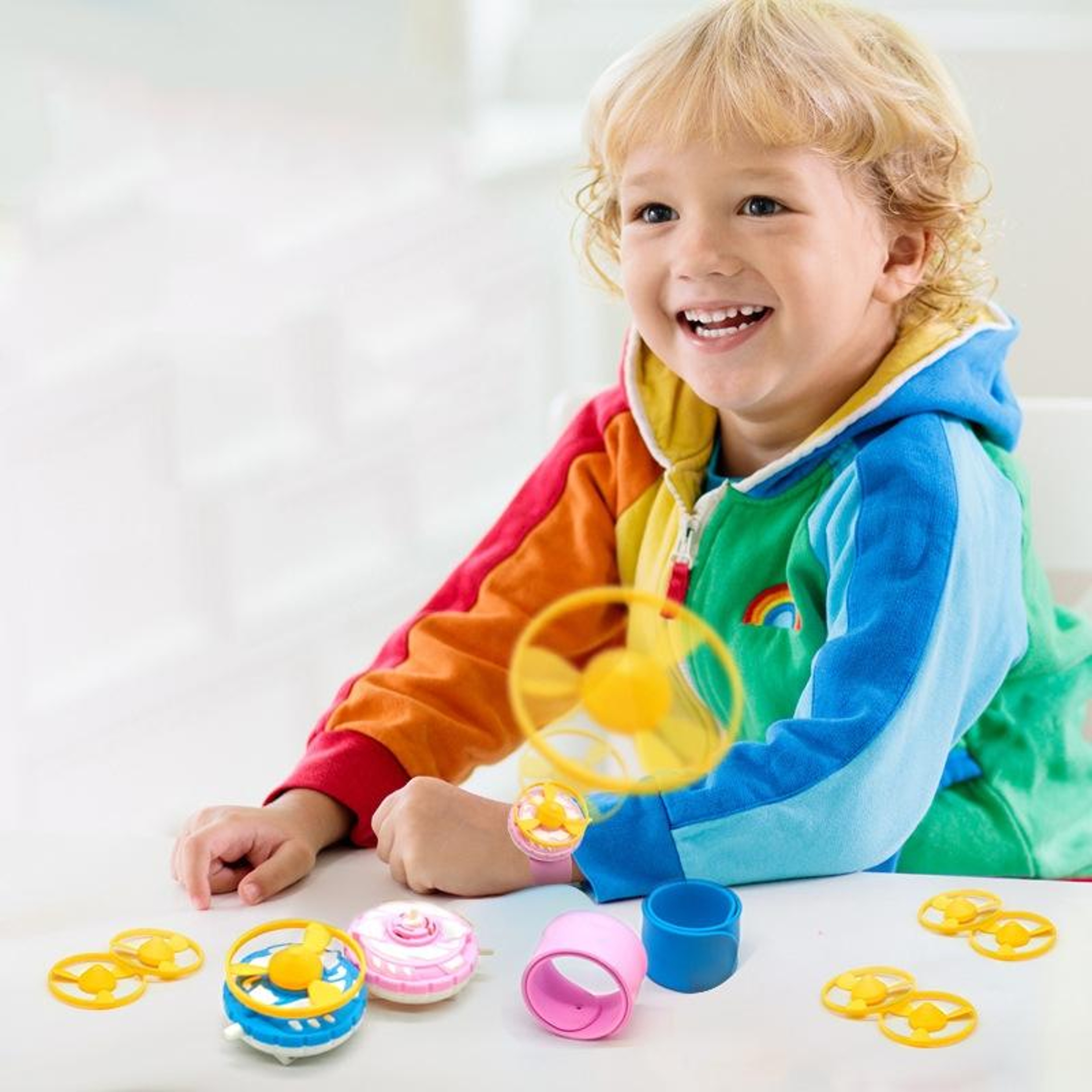 Flying Saucer Launcher Toy Wristband Gyro Spinner Toy Set for Kids Outdoor Play – view 6