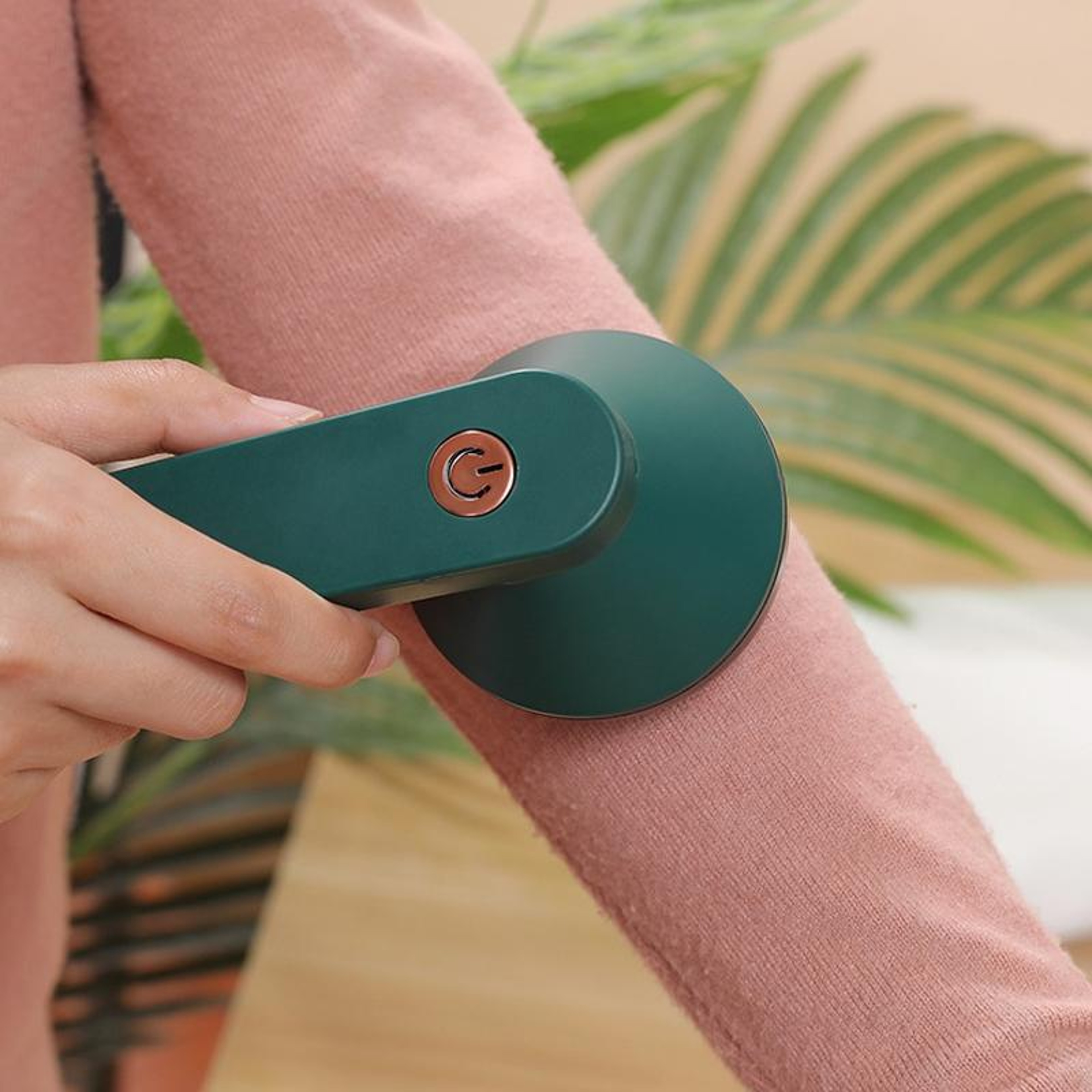 USB Rechargeable Fabric Shaver Portable Lint Remover For Clothes And Sweaters 5