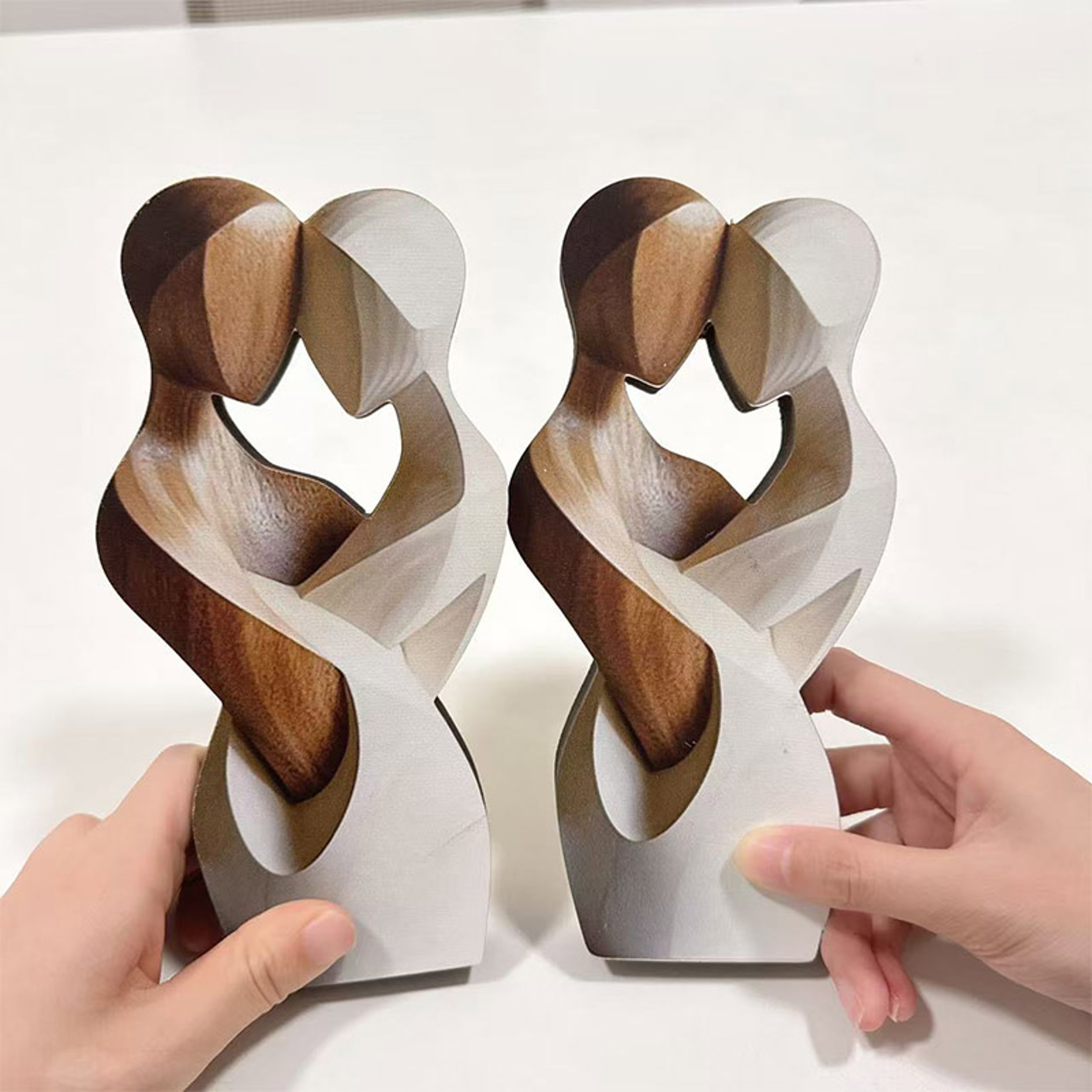 2D Flat Elegant Wooden Couple Statue – Modern Home Decor, Artificial Wood, Perfect for Living Room, Bedroom, or Office – view 3