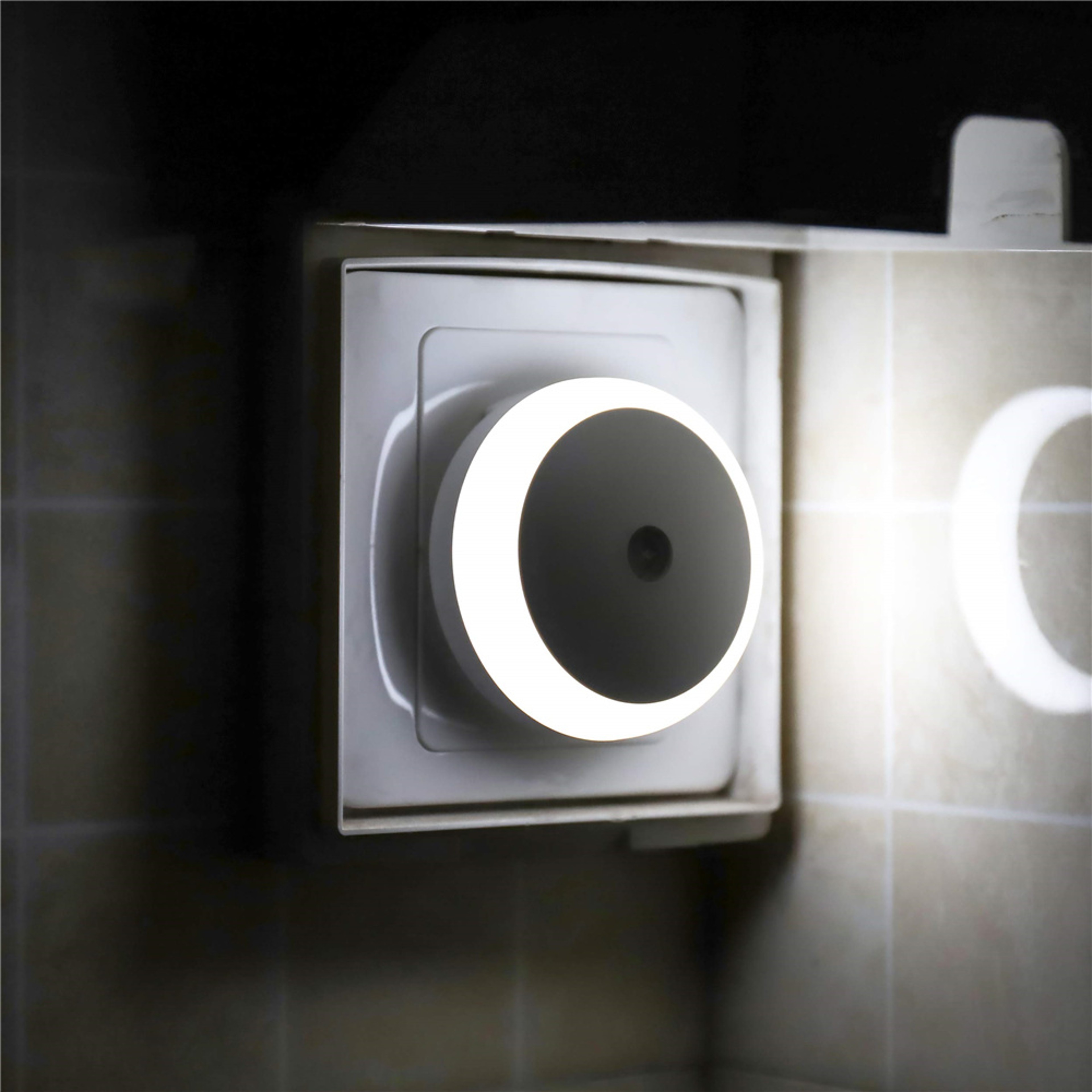 LED Night Light Plug in, Auto Dim Dusk to Dawn Sensor, Smart Wall Lamp for Bathroom, Stairway, Kitchen, Bedroom – view 10