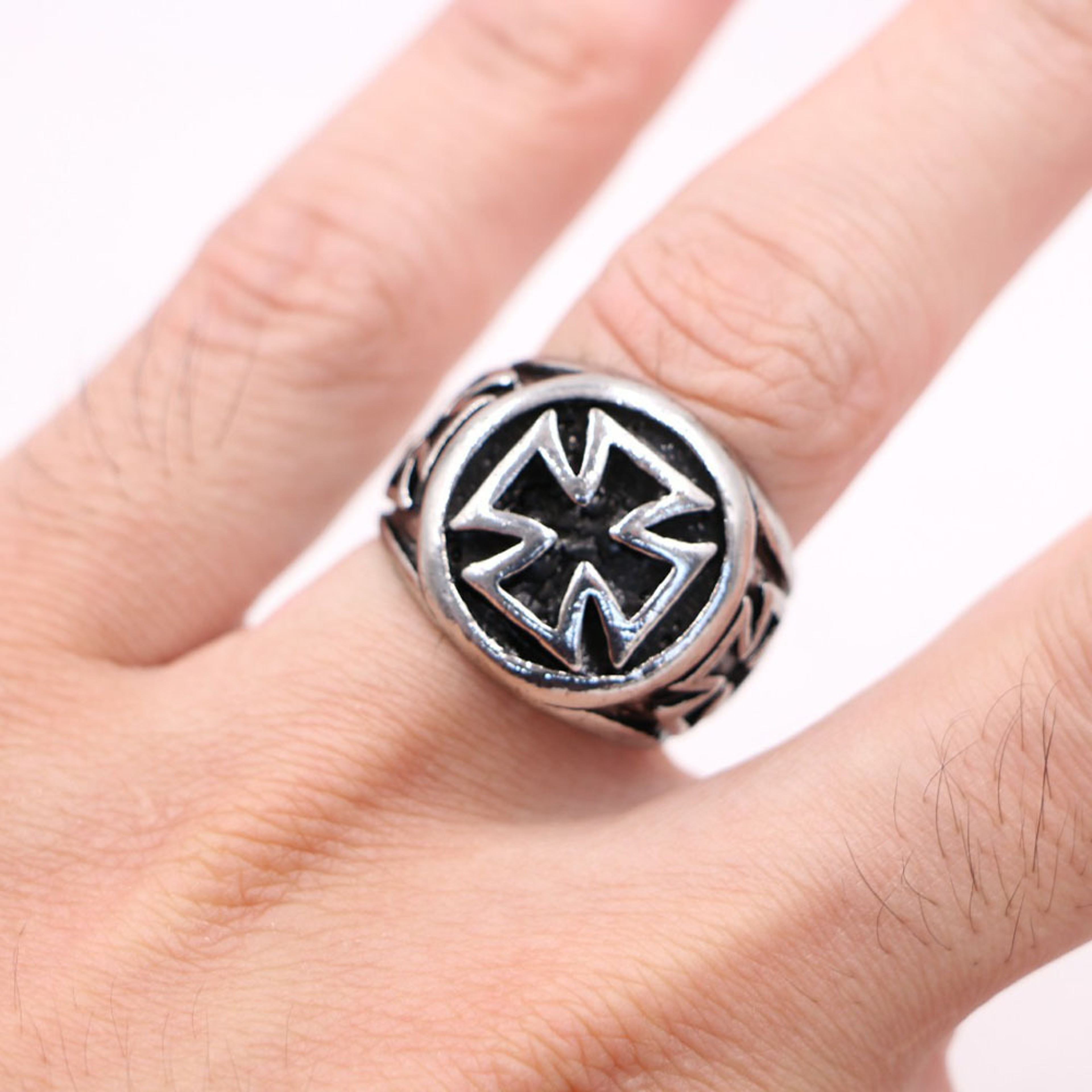 Croix de Guerre Gothic Cross Ring Adjustable Silver Punk Statement Jewelry – view 4