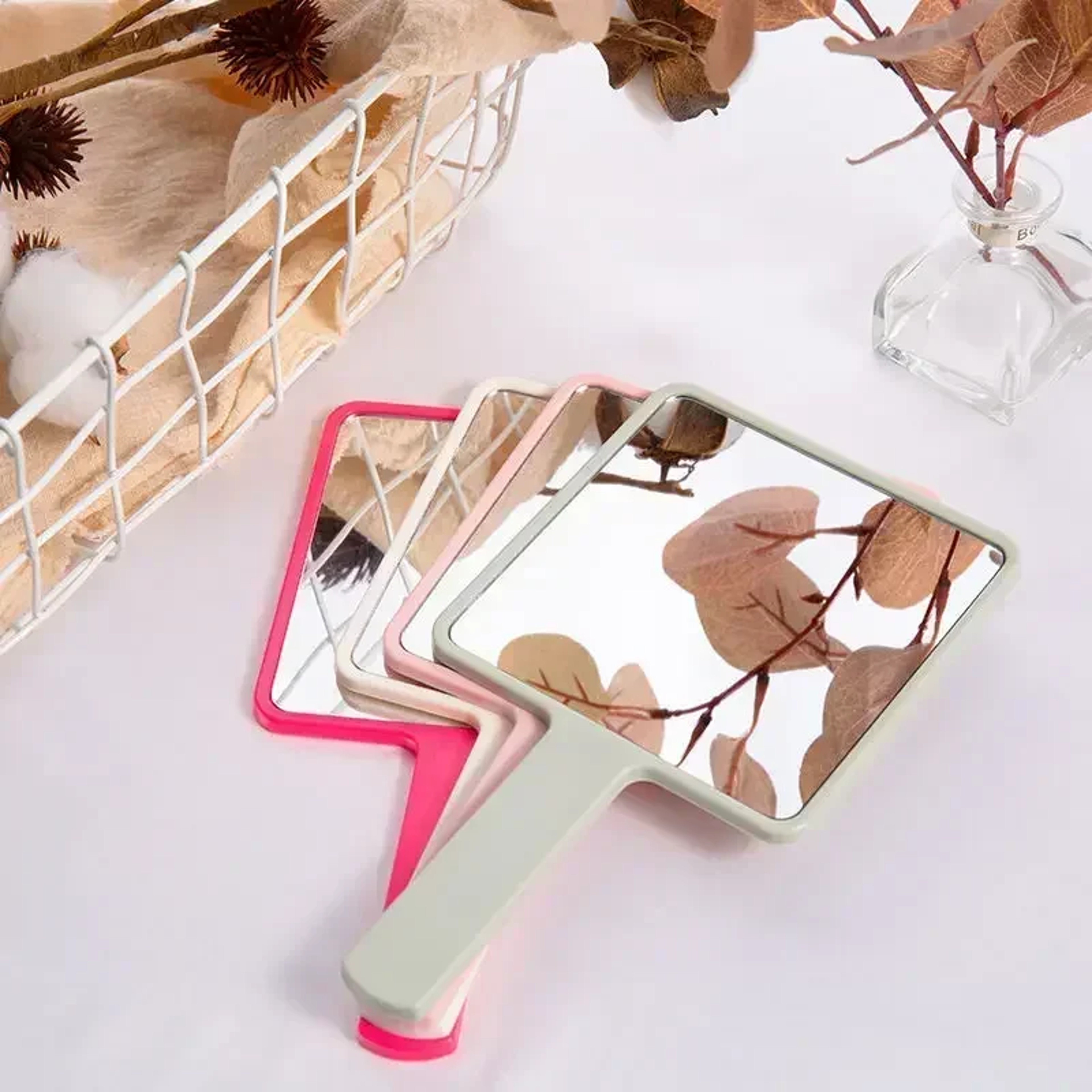 Square Makeup Vanity Mirror with Handle, Eyelash Extension Handheld Mirror, Compact Hand Mirror for SPA Salon – view 3