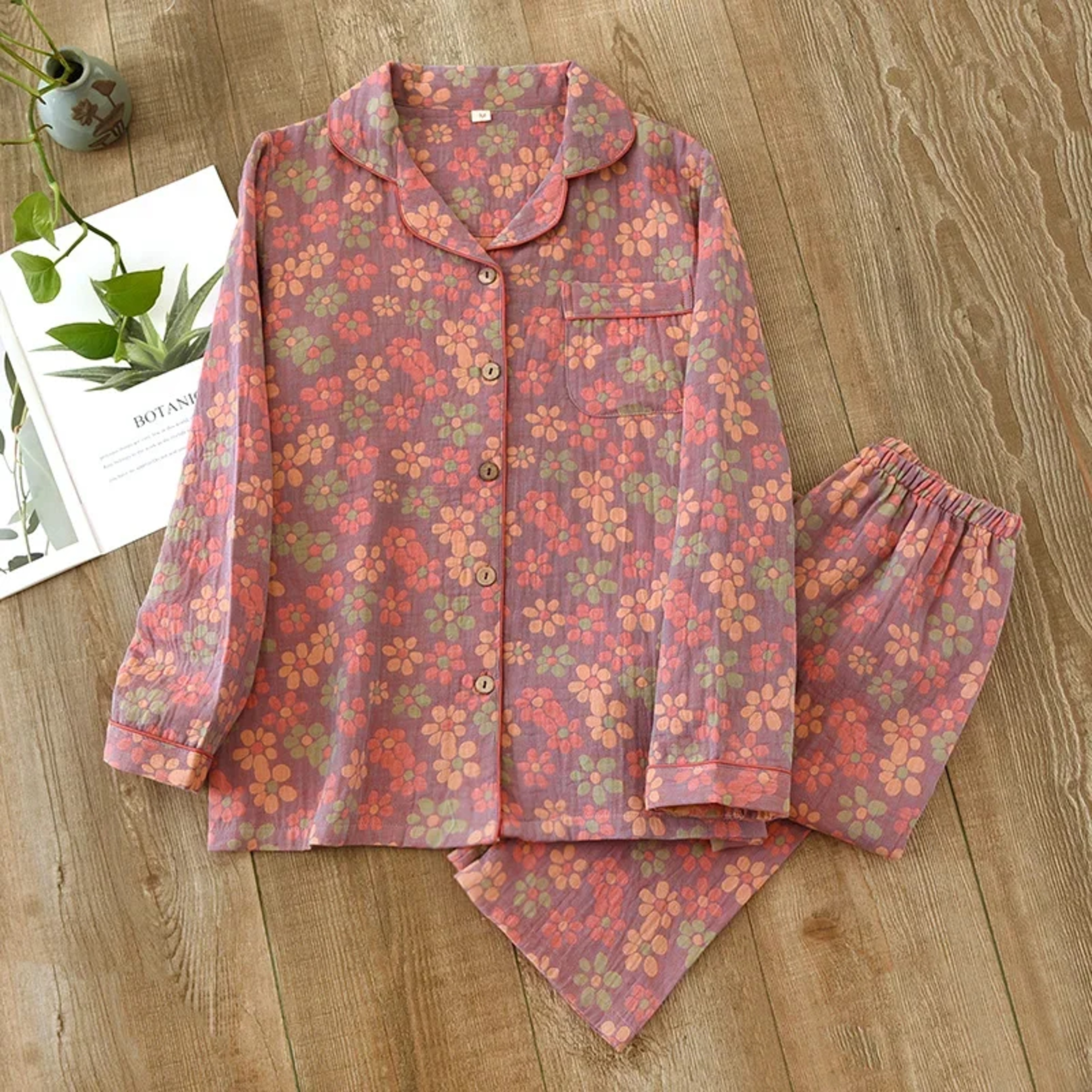 Cotton Crepe Flower Leaves Pajamas Suit For Women LongSleeved Trousers TwoPiece Perfect For Spring  7