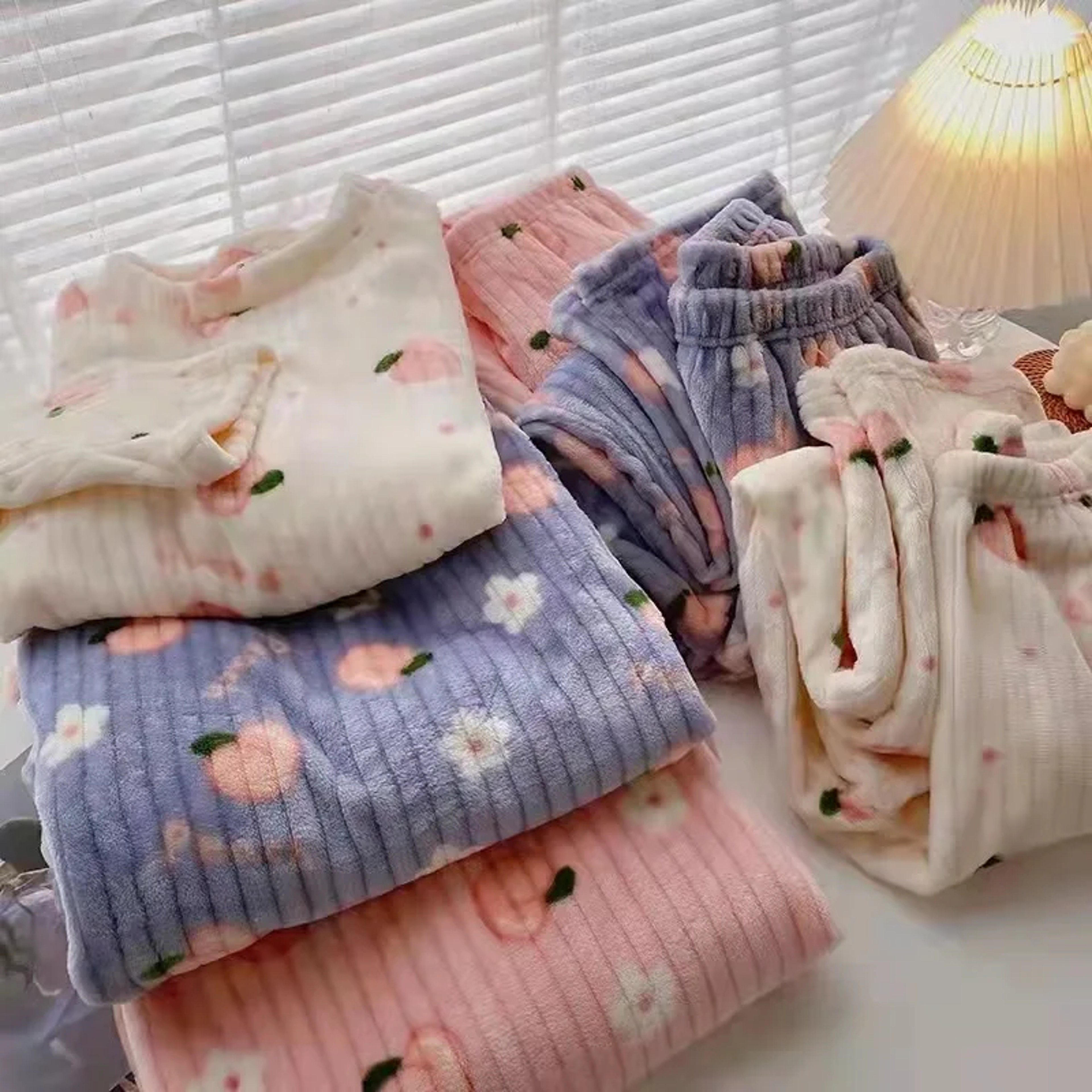 Flannel Womens Pajamas Warm Fall And Winter Loungewear Peach Sleepwear Coral Velvet Nightwear 2