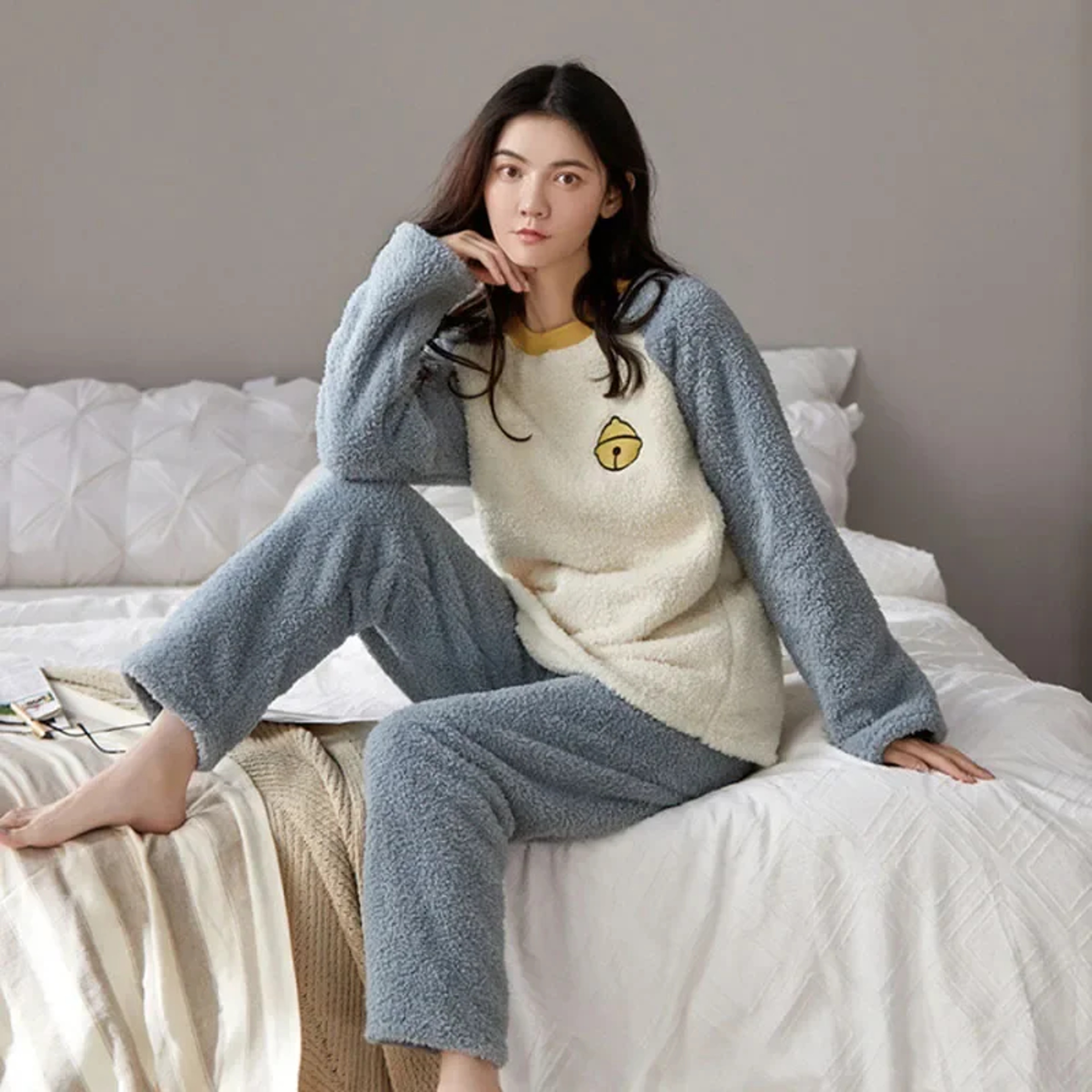 Autumn Winter Cute Cartoon Bear Padded Two Sets Thickened Warm Flannel Women Sleepwear Coral Velvet 4