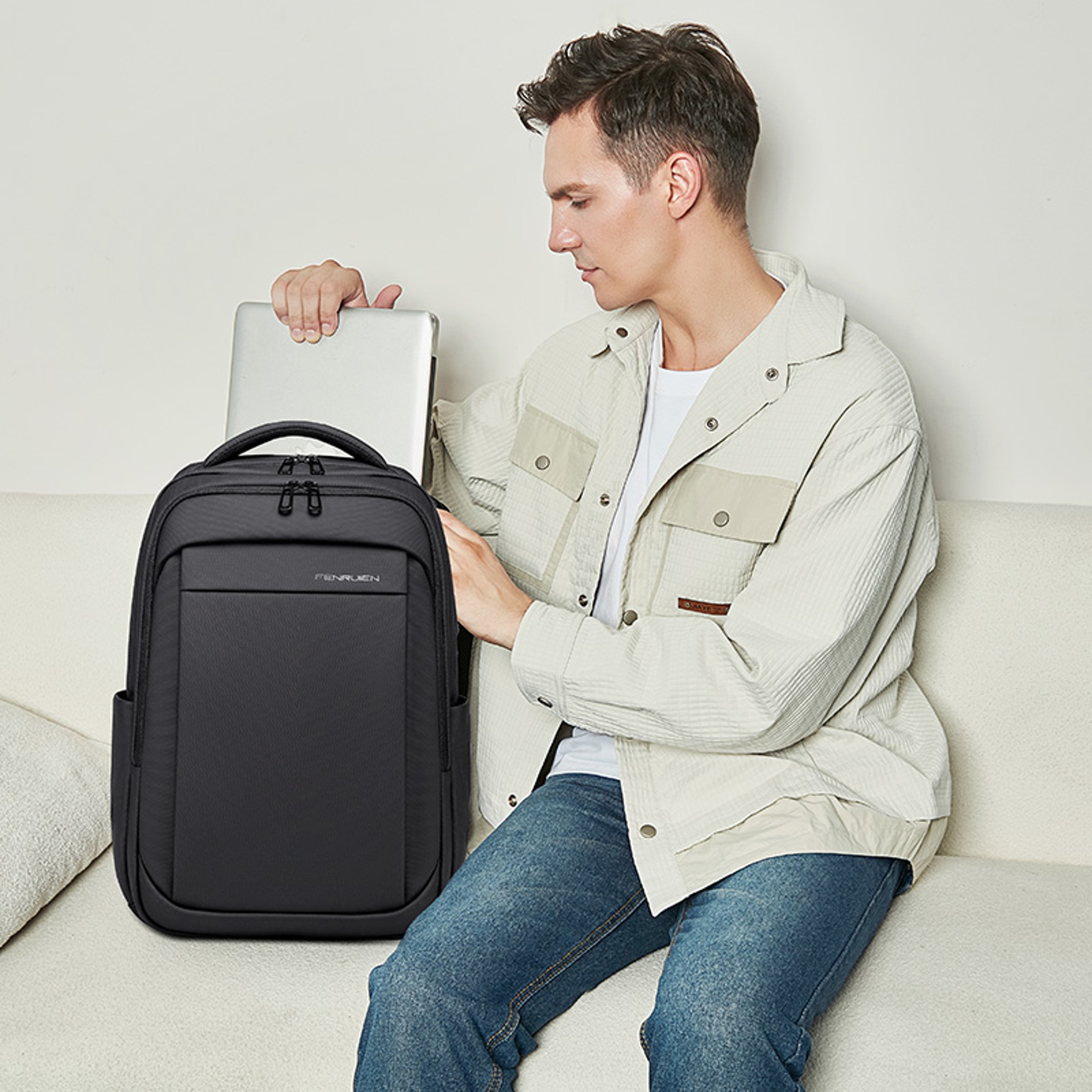 Waterproof Travel Business Backpack With USB Charging Multifunction Backpack For Men 0