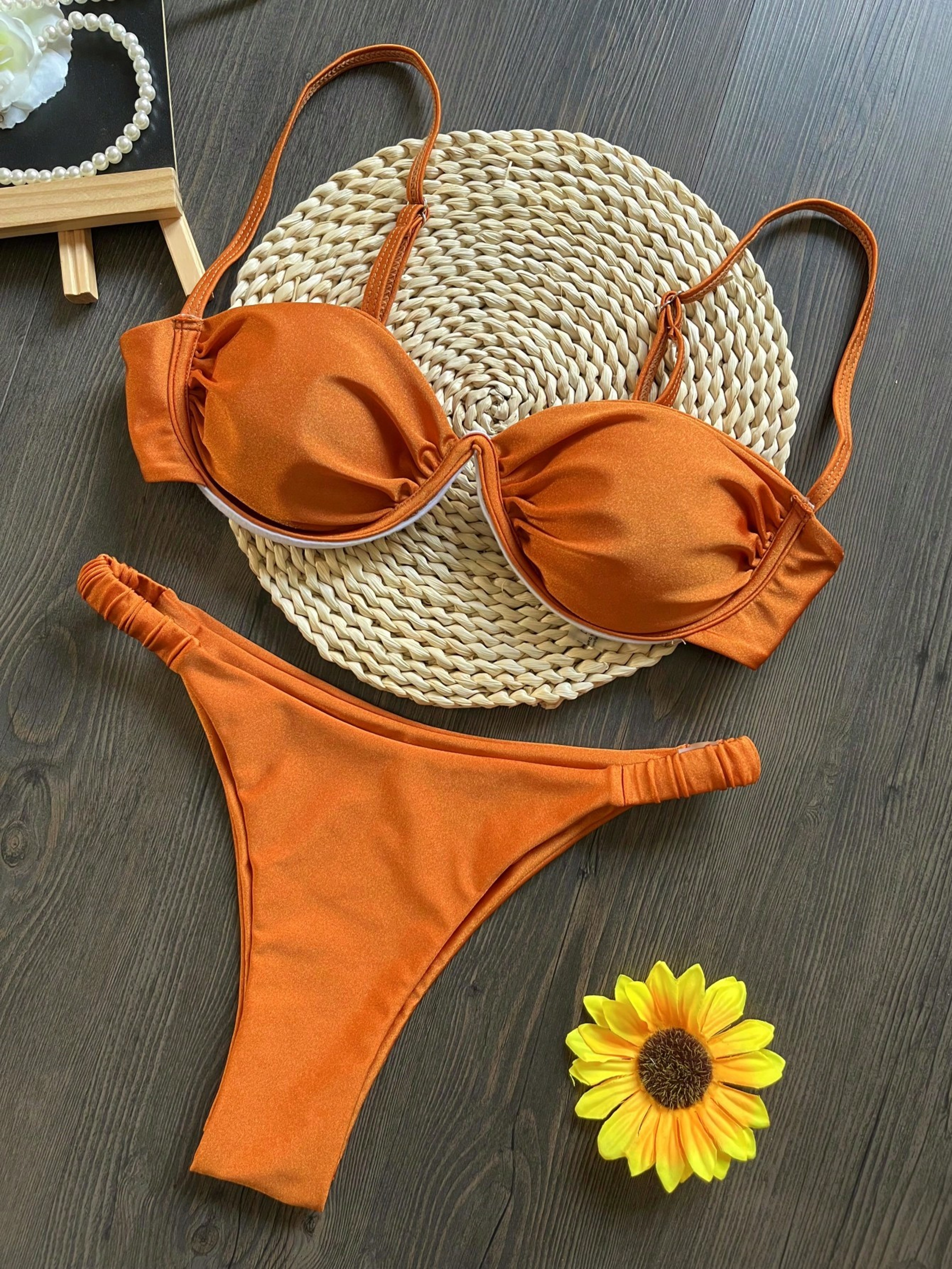 Flower Bikini Set Women Black White V Wire Underwired Mini Swimsuit Sexy Beach Bathing Suit Pleate  2