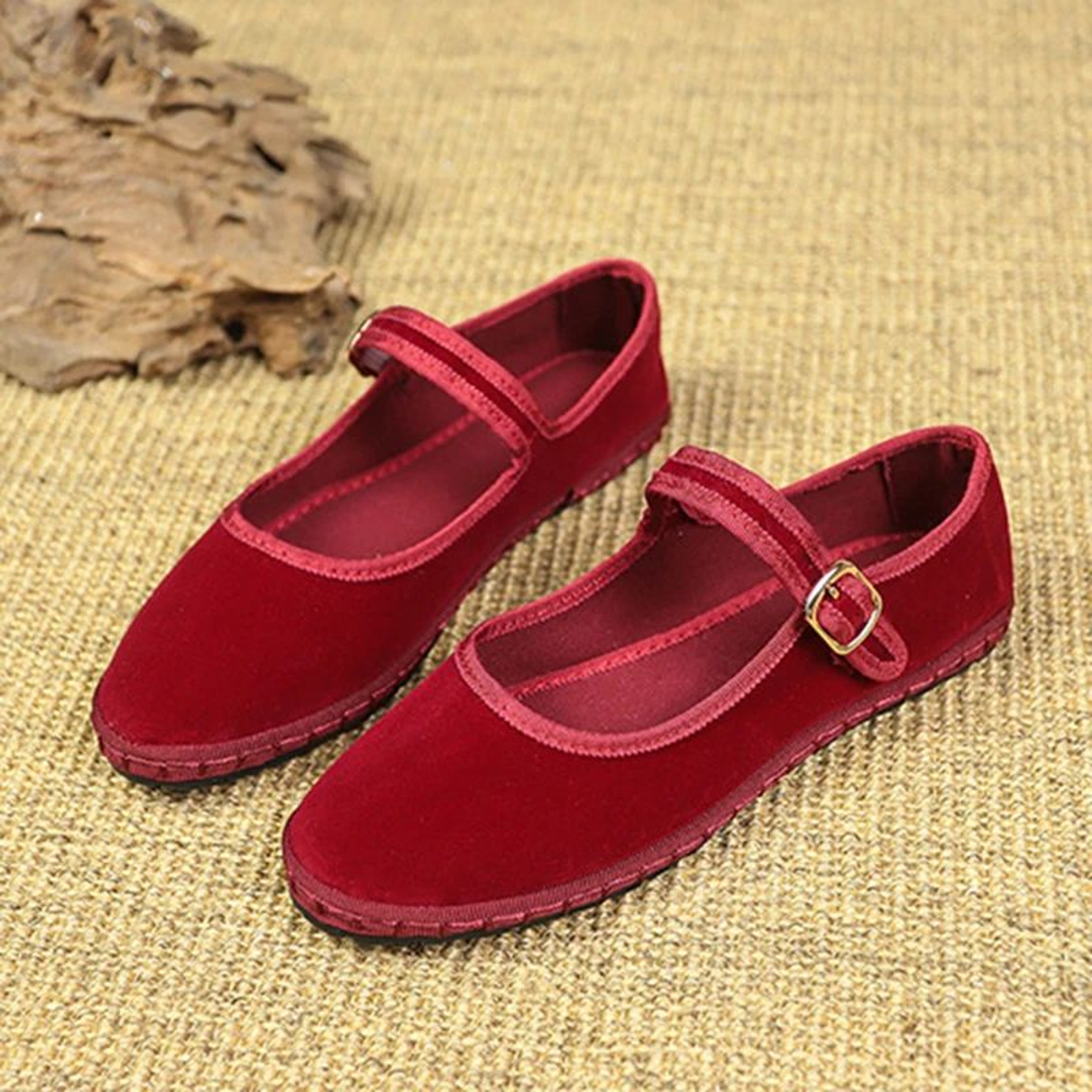 Velvet Mary Jane Shoes For Women HandStitched Casual Streetwear Ballet Flats With Buckle Strap 3