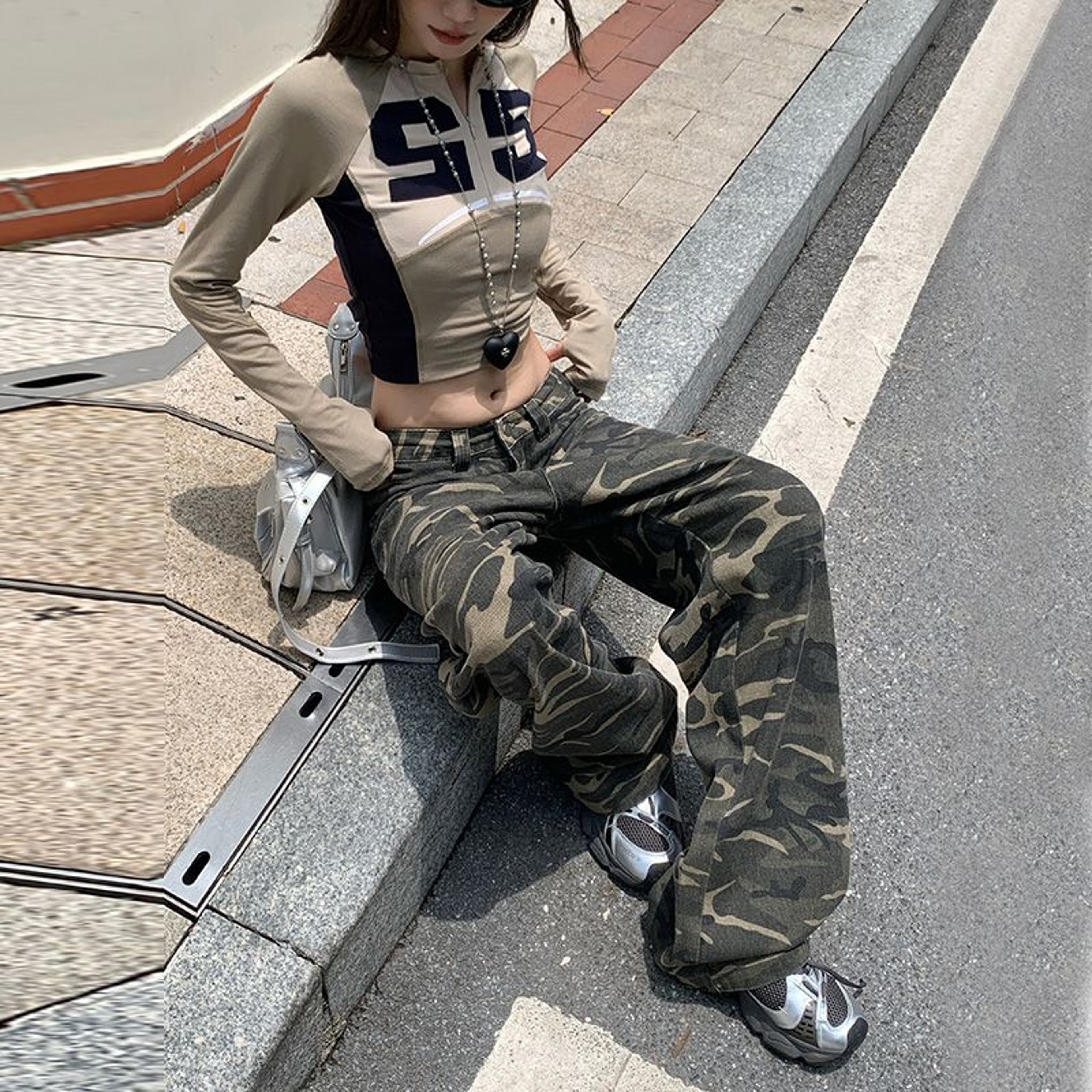 Autumn Winter Low Rise Jeans, Ladies Baggy Drawstring Mop Camouflage Pants Women American High Street – view 5