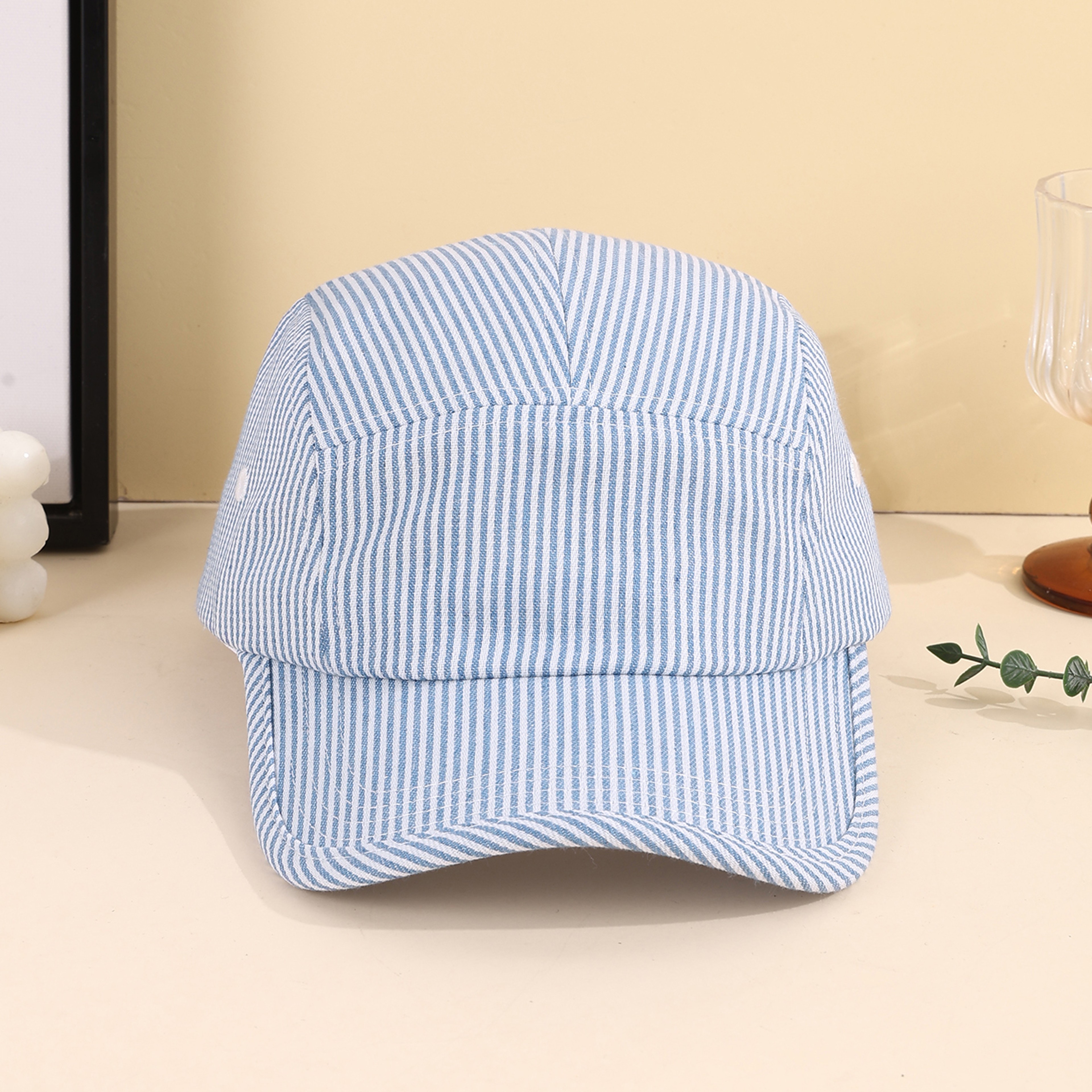 Korean Minimalist Striped Baseball Cap, Streetwear Hip Hop Flat Brim Hat, Unisex Couple Style Adjustable Fashion Cap – view 6