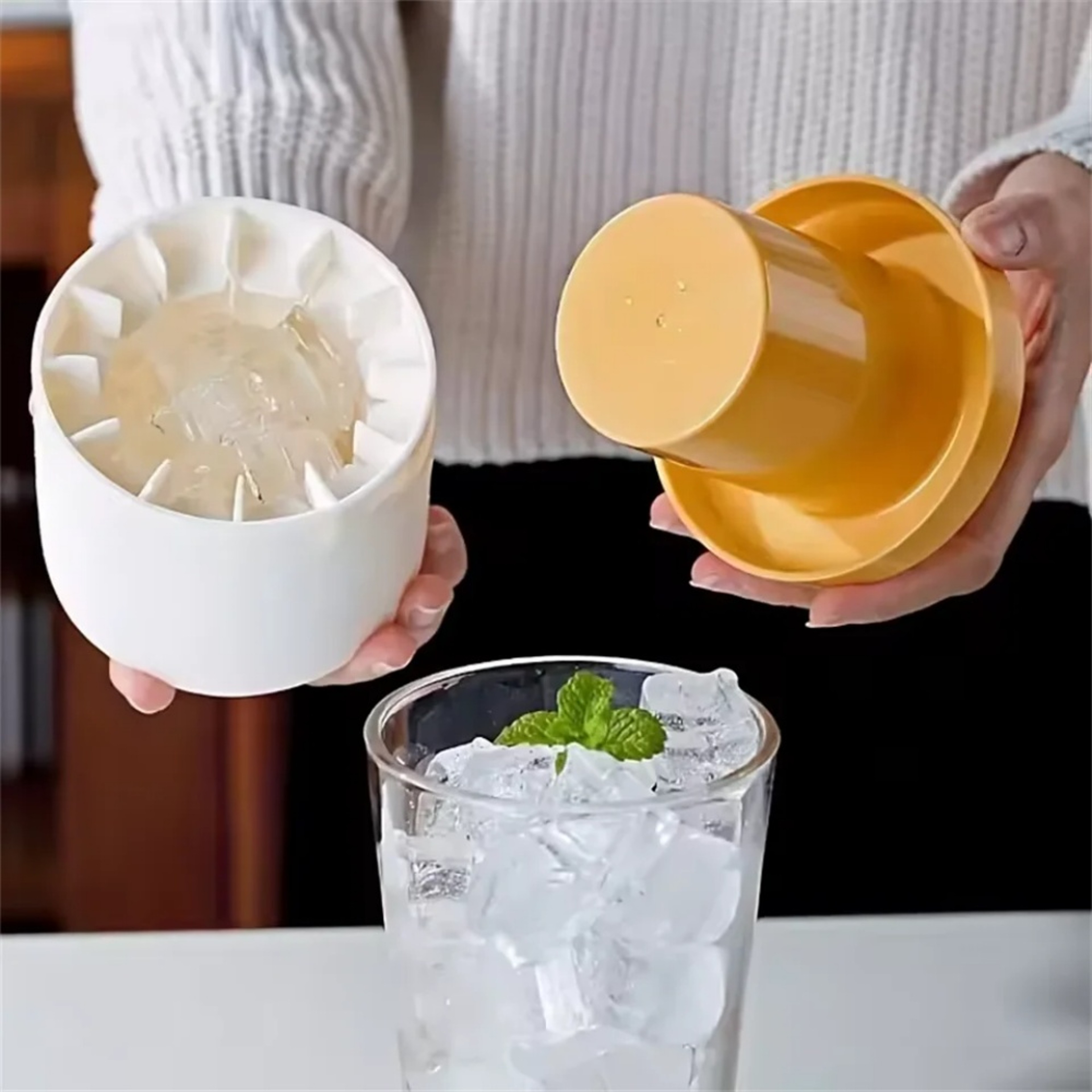 Mini Silicone Ice Cube Tray Food Grade Easy Release Ice Mold 3
