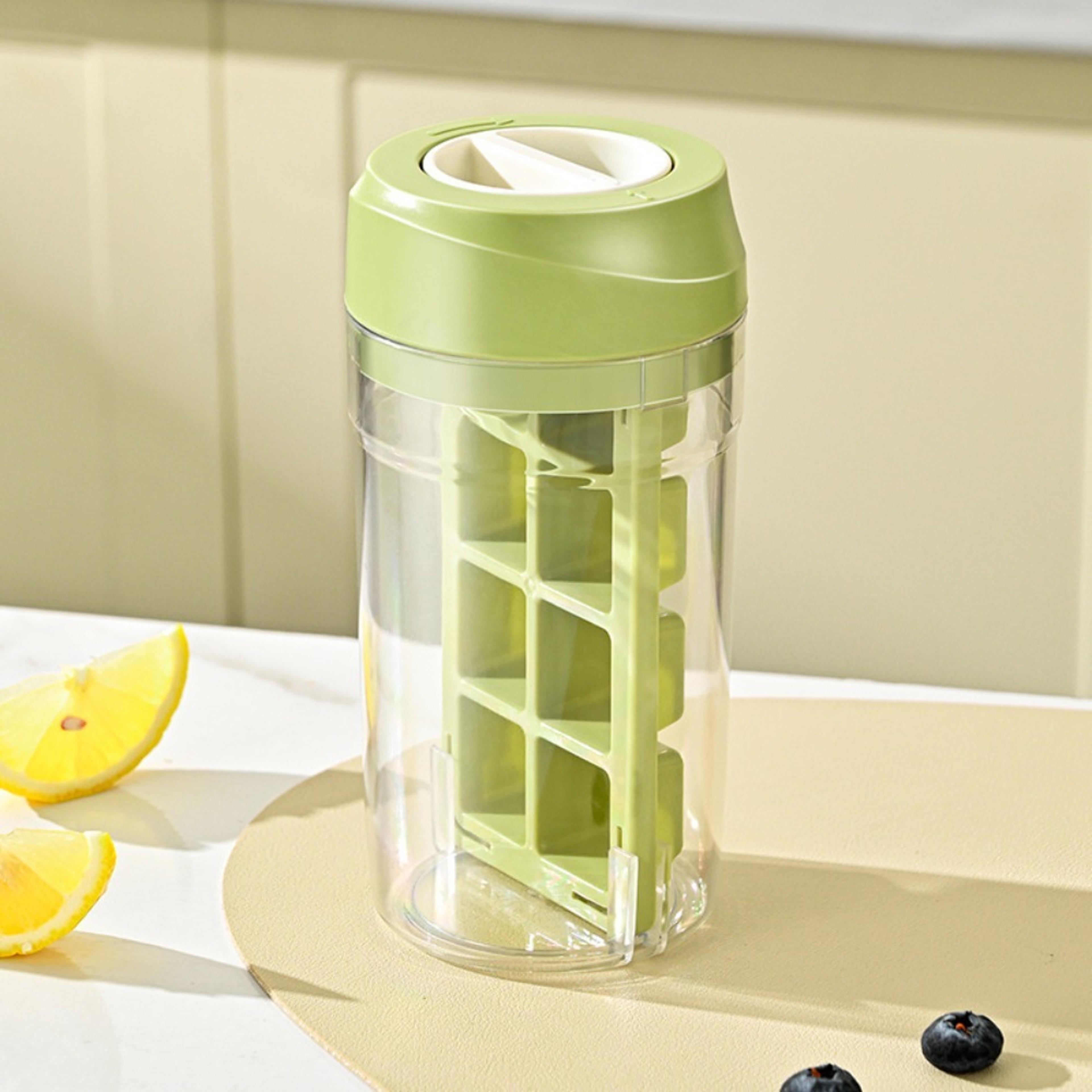 Ice Twist Pro Large Capacity Ice Cube Maker Cup 1