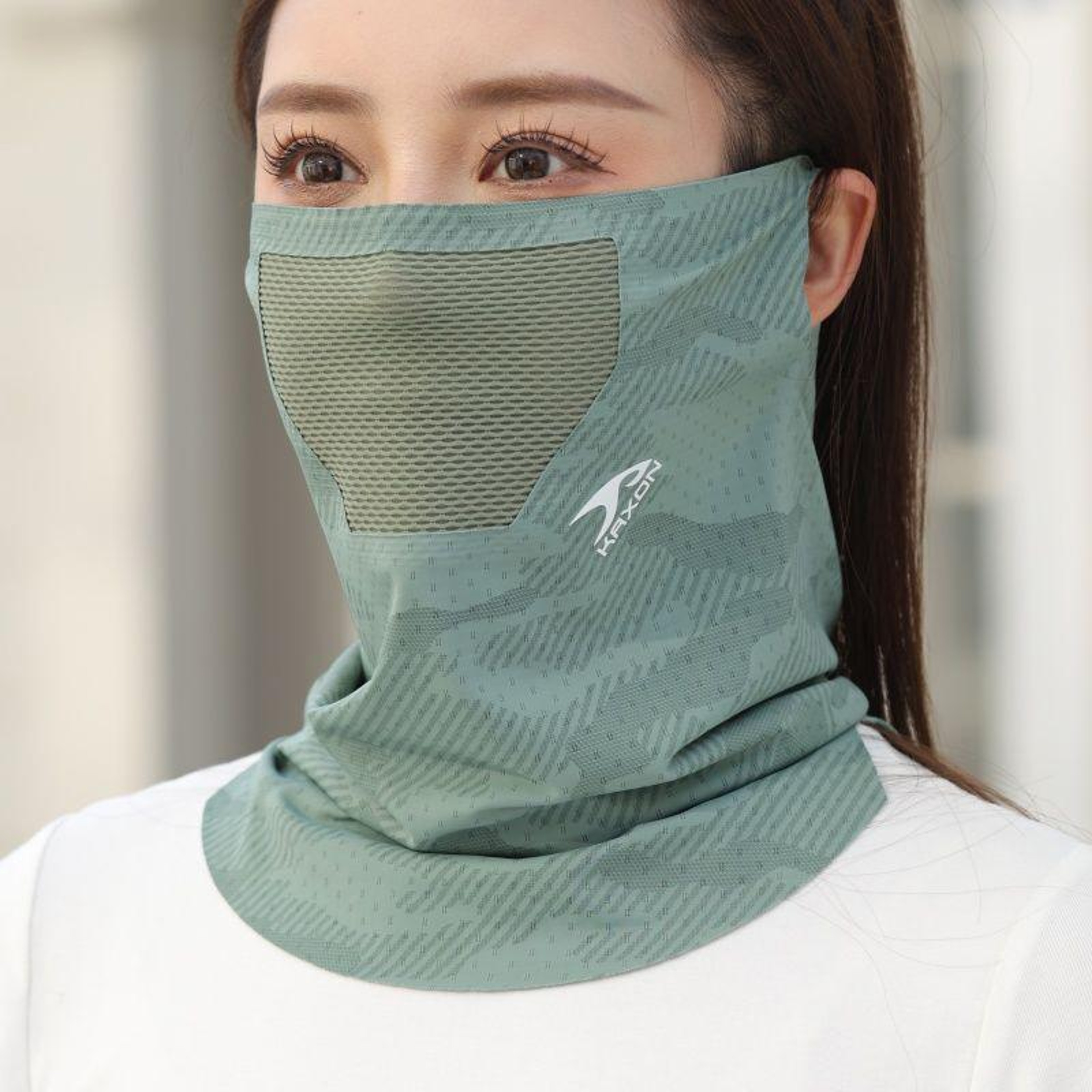 Ice Silk UV Face Mask With Brim For Full Sun Protection And Cooling Comfort 3