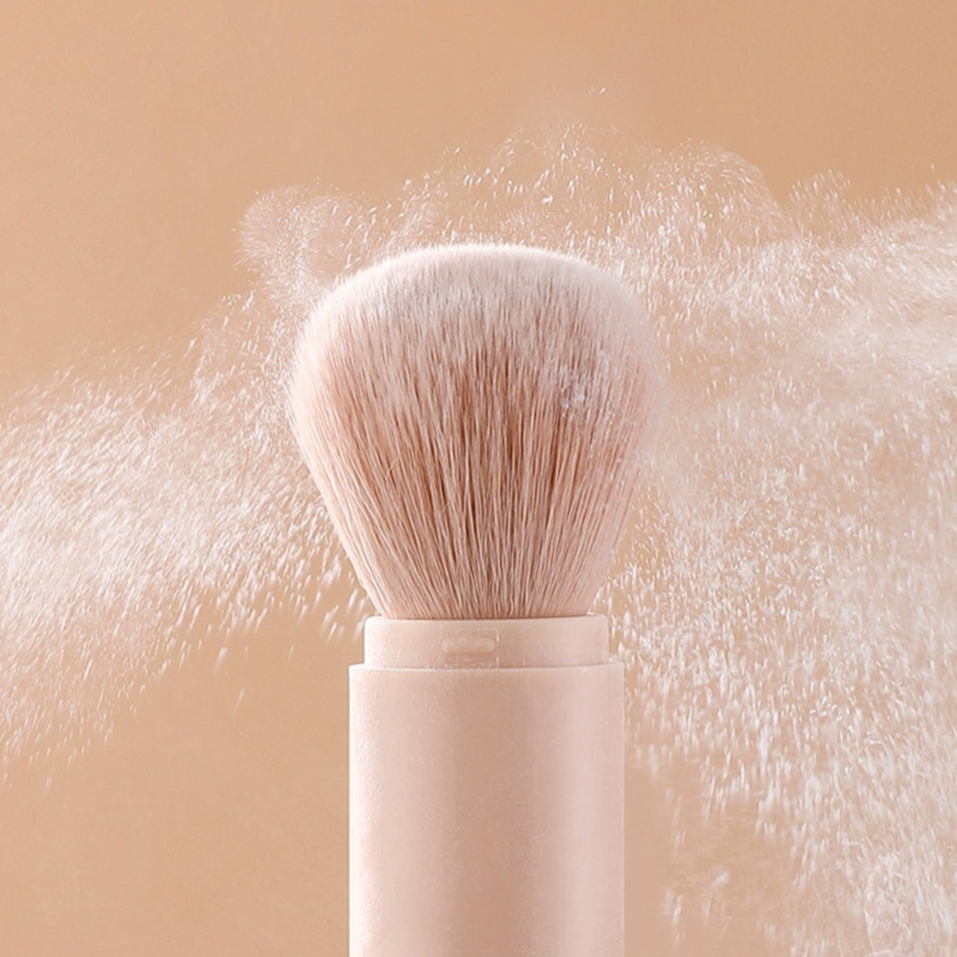 4 in 1 Travel Small Makeup Set, Portable Powder Blusher Brush, Telescopic Mini Makeup Tool with Cover – view 5