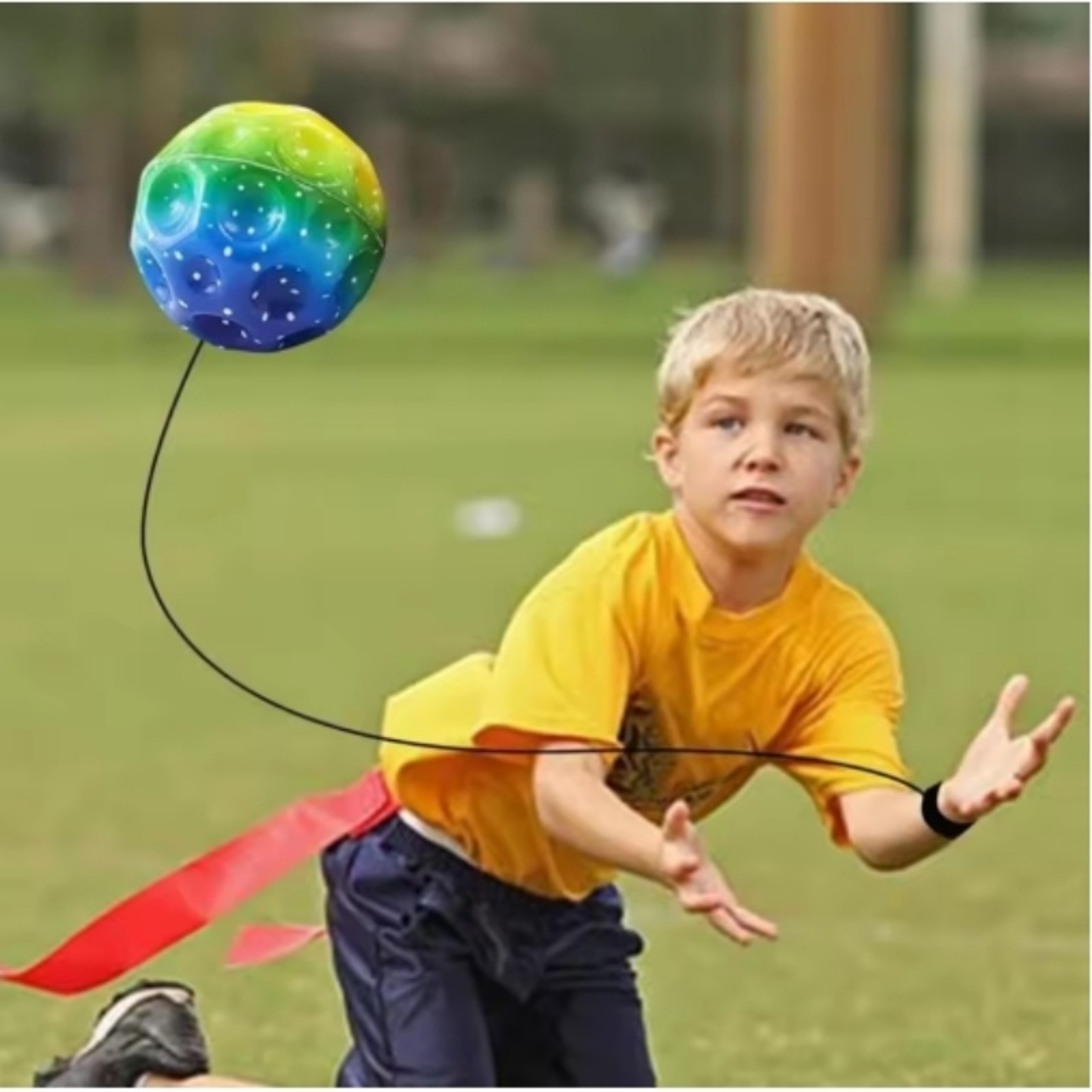 High Elasticity New Colorful Bouncy Balls, Rubber Hand Ball Rubber Hole Ball Decompression Toy with Wristband, Fun Gift – view 3