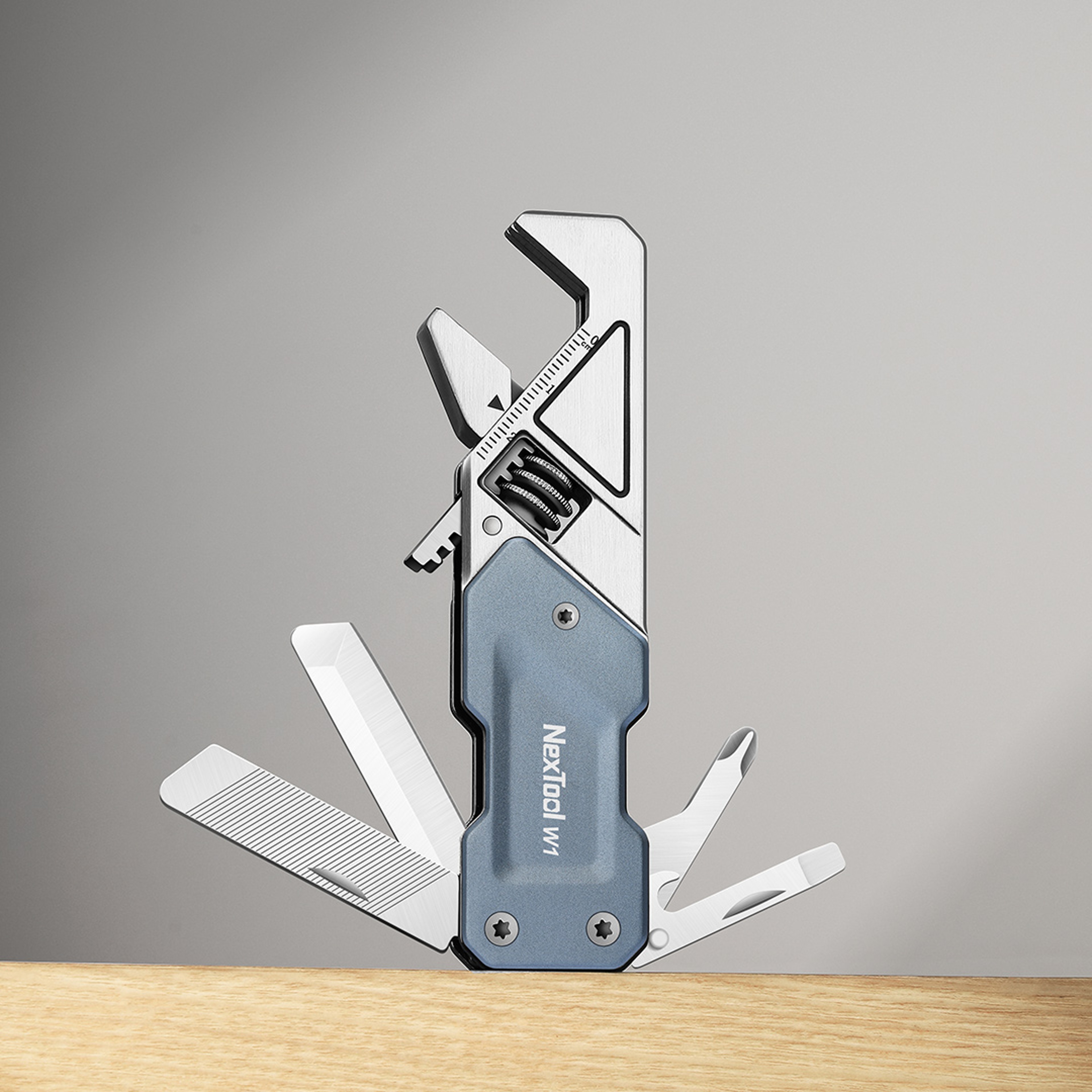 Multifunction Adjustable Wrench Pocket Hand Tools Kit EDC Screwdriver Folding Knife 0
