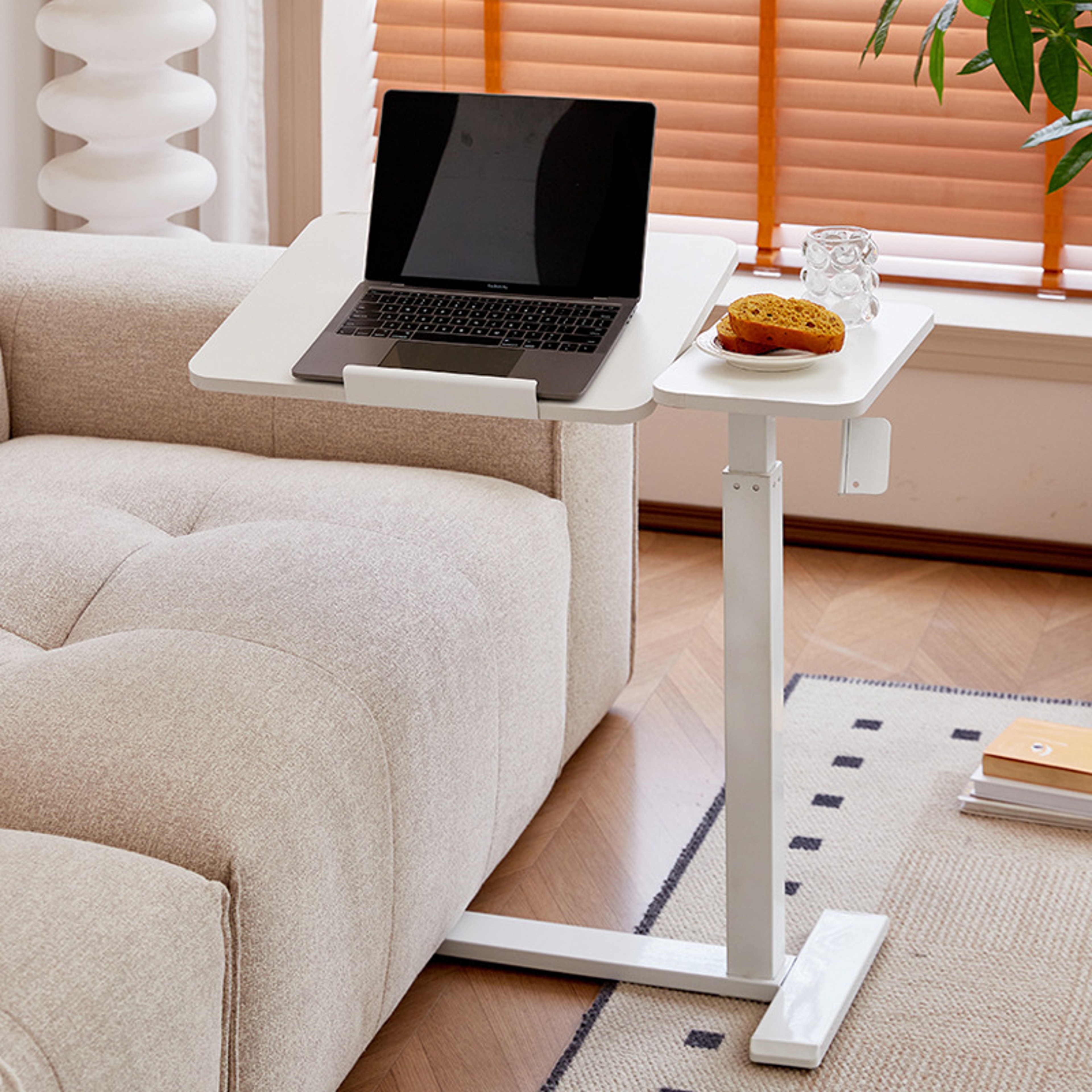 Rolling Lazy Table With Adjustable Tilt Height Moveable Computer Desk Overbed Corner Desk With Whee