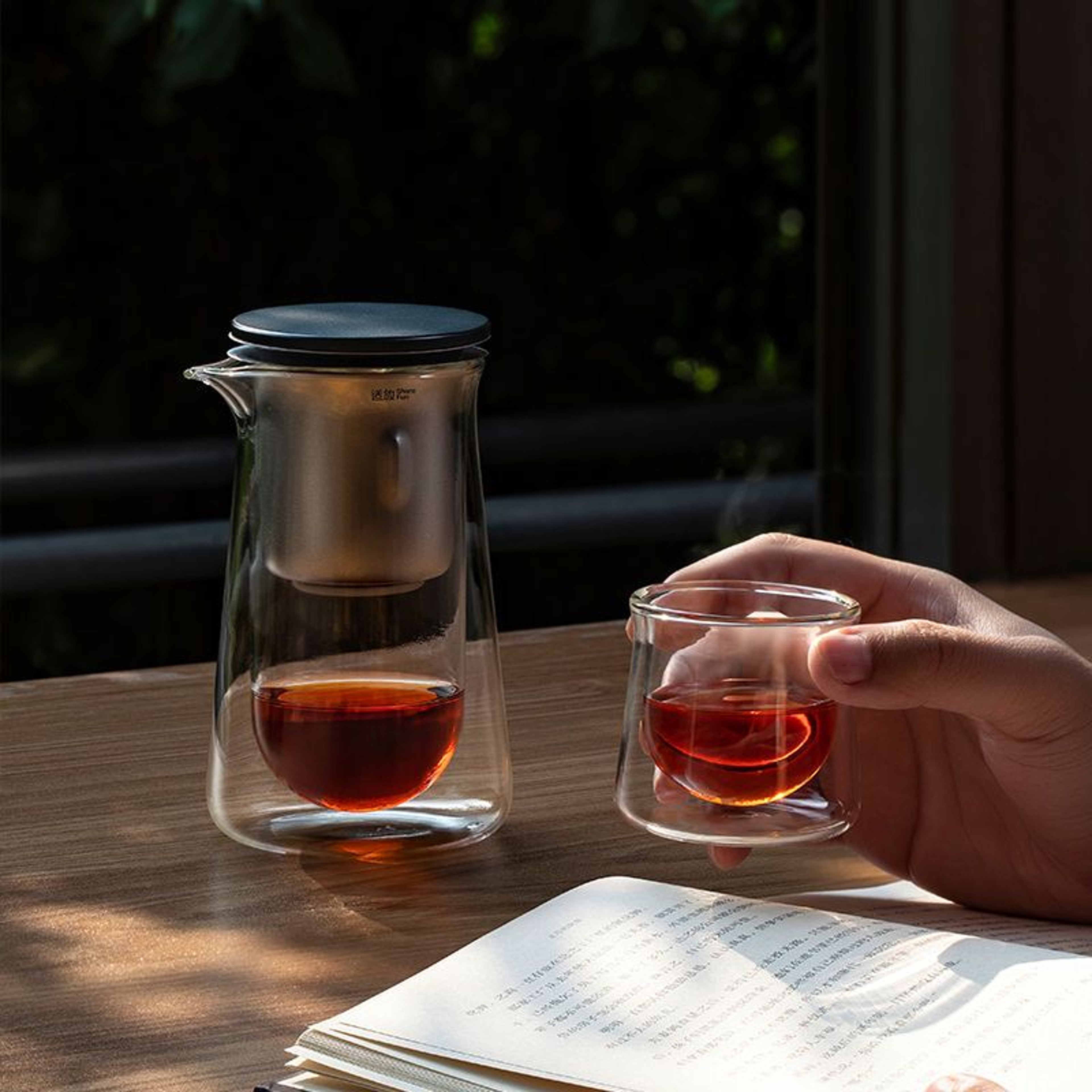 Premium Glass Teapot With Onebutton Filtration Heatresistant Antiscald Tea Brewer Magnetic Water Se 2