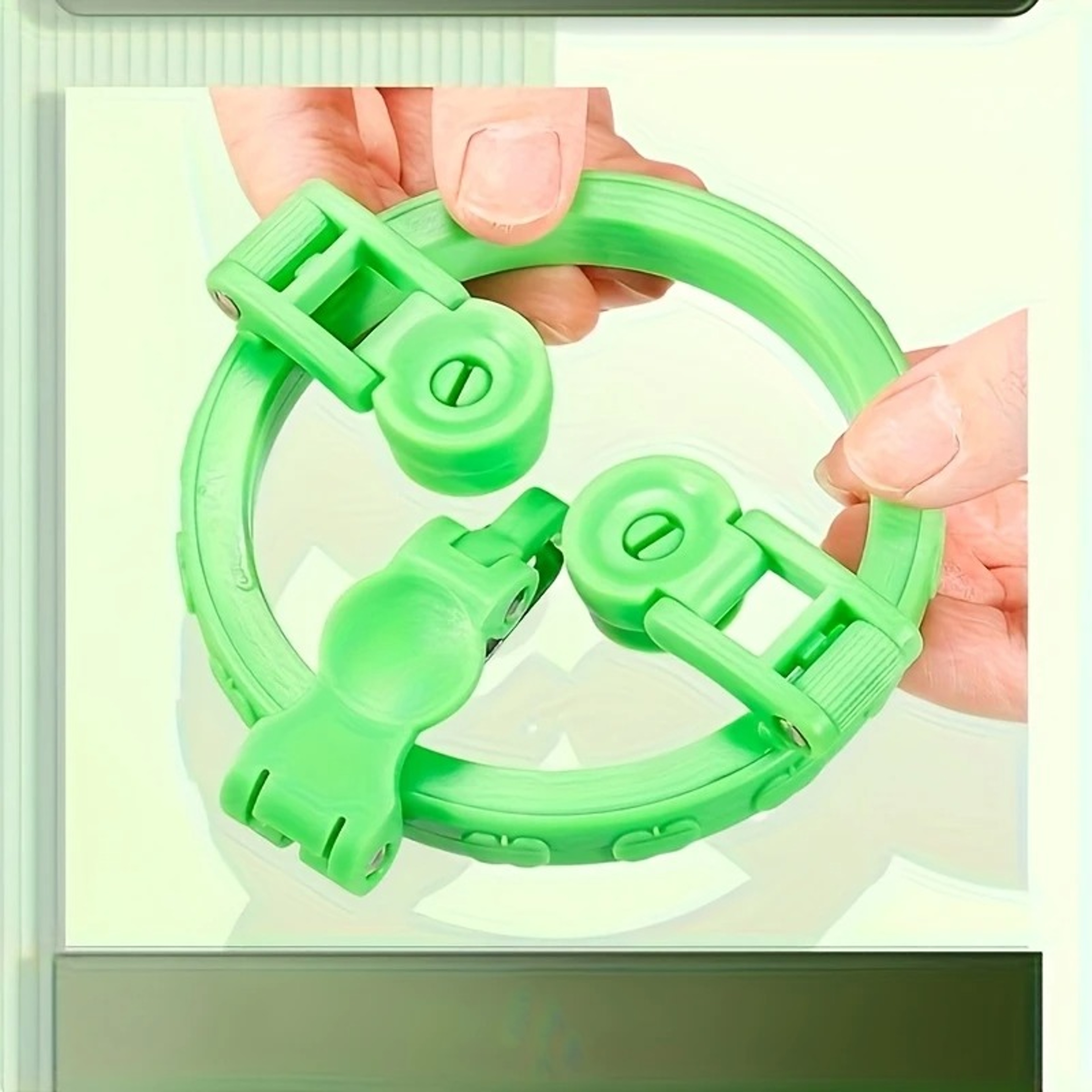 Rotating Peeler For Apple Pear Kitchen Fruit  Vegetable Tools Handheld Gadget Fruit Spiralizer Peel 2
