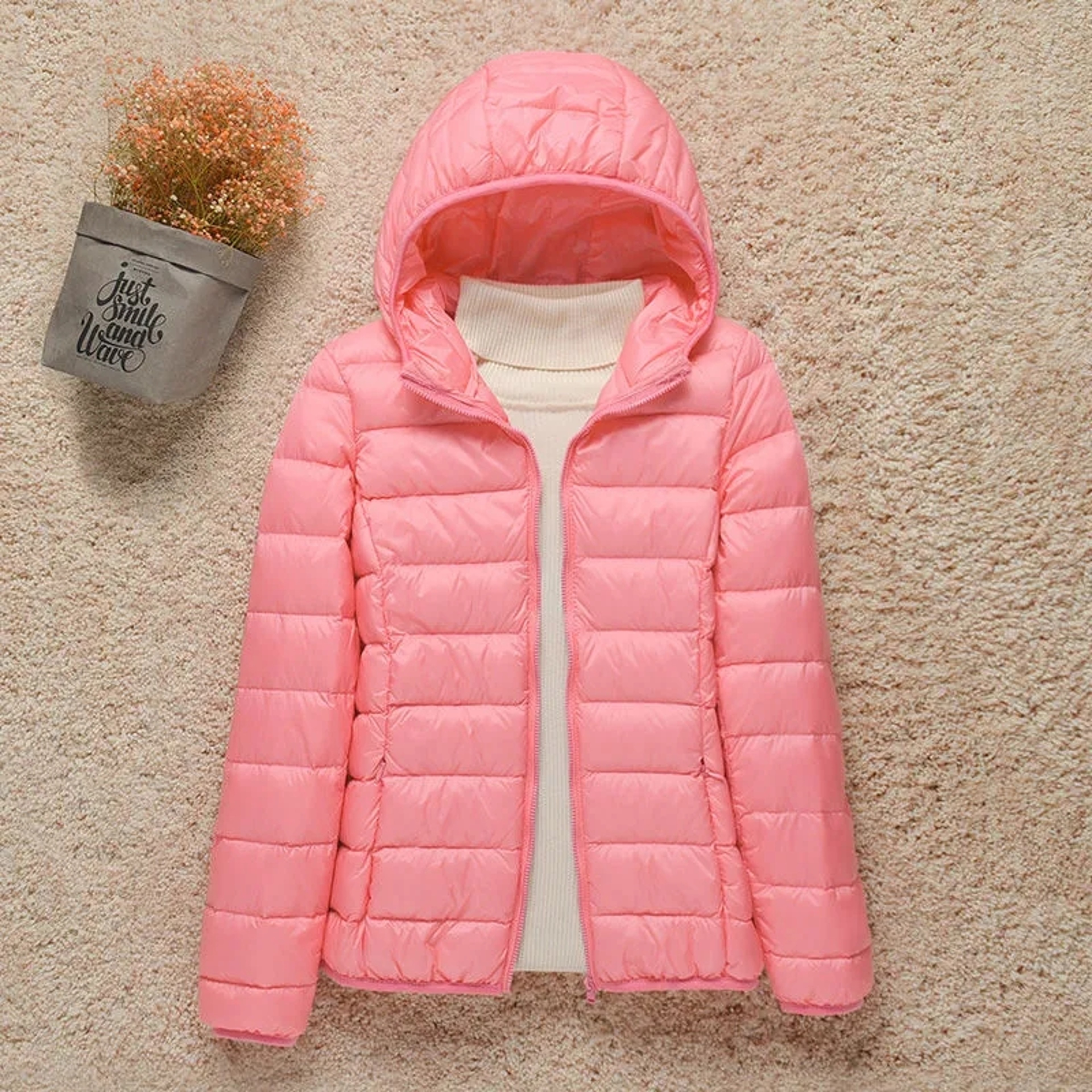Lightweight Down Jacket Womens Short Hooded 2024 Autumn Winter Womens Clothing Down Coats New Slim  3