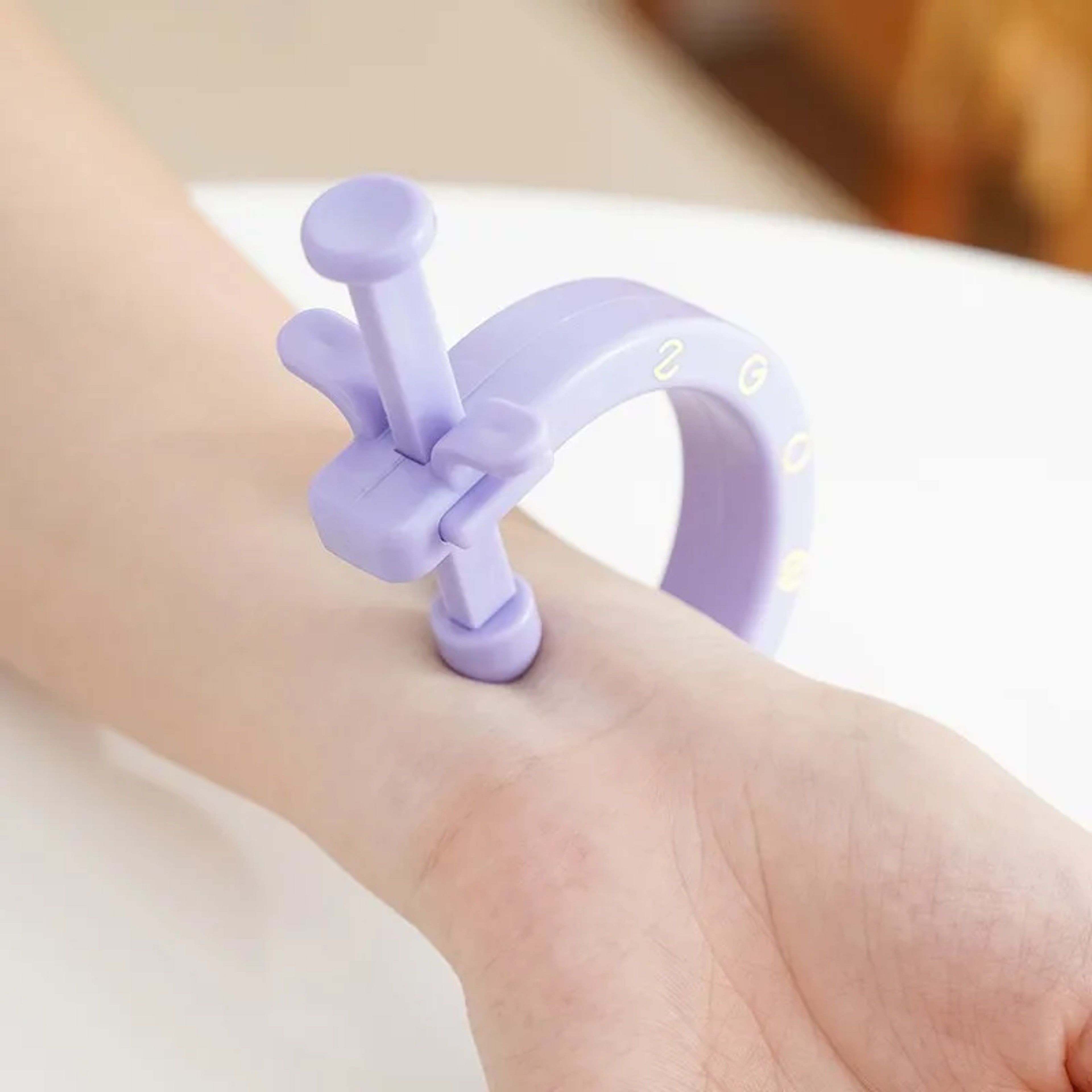 Wearable Acupressure Massager Finger Joint Hand Feet Massager For Tension Relief Head Pain And Head 1