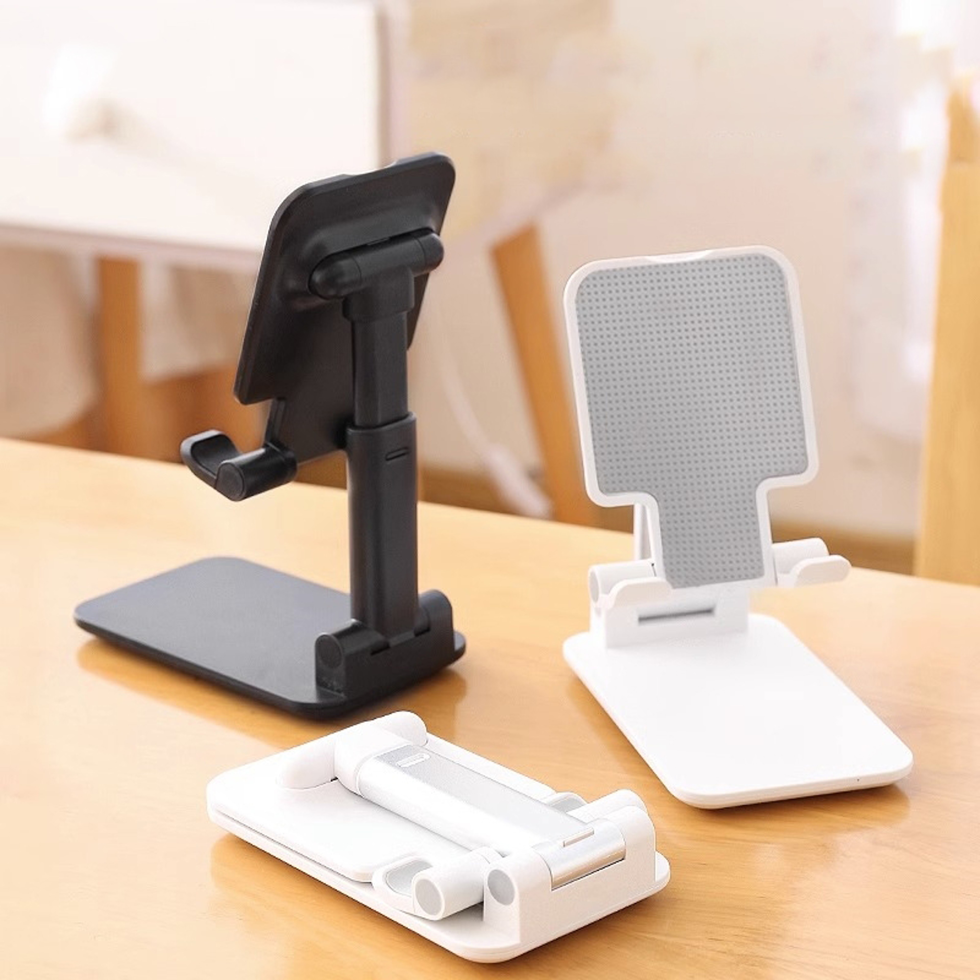 Adjustable Desktop Phone And Tablet Stand For IPhone IPad And More 0