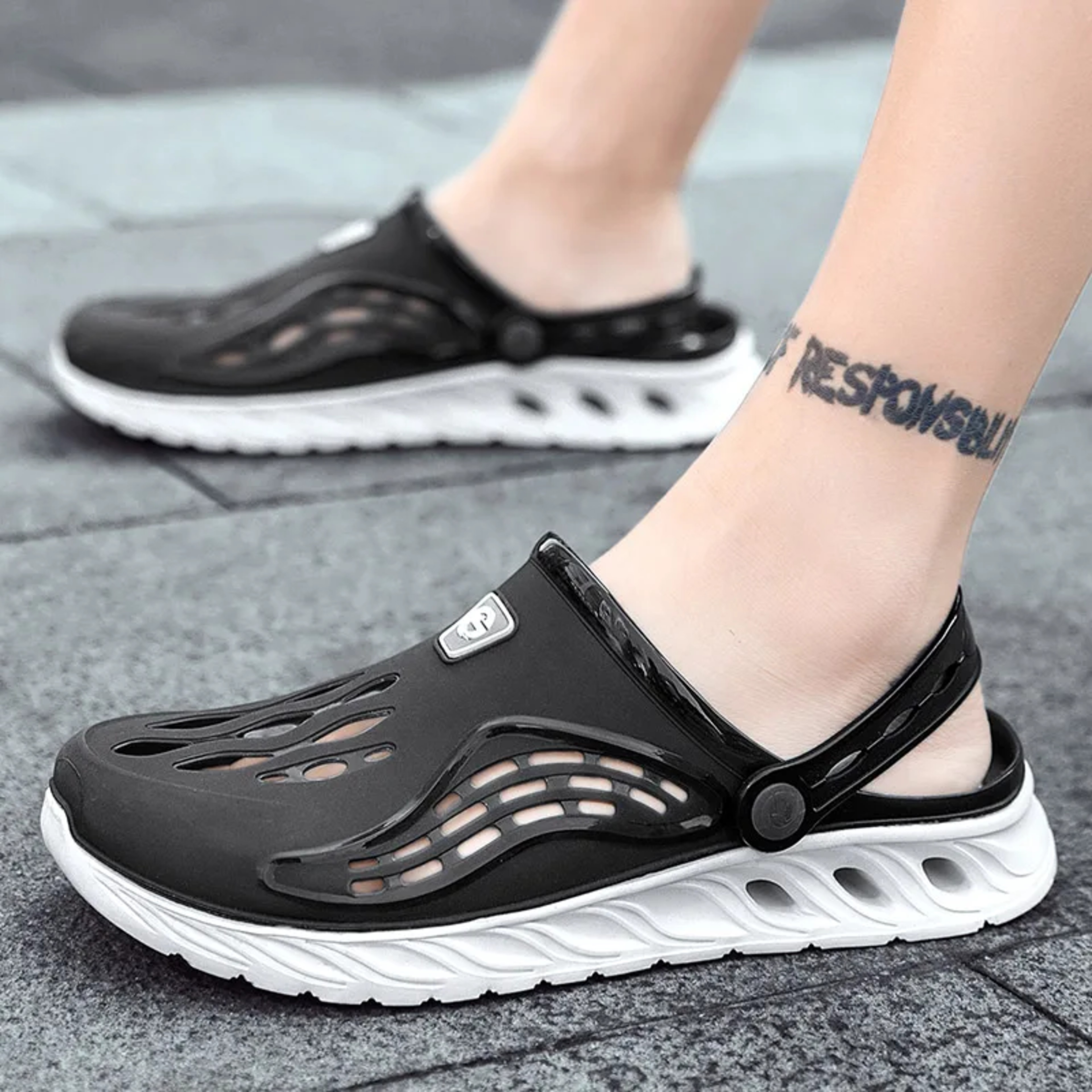 Mens Summer Clogs With Breathable Design And Lightweight EVA Cushioning 9