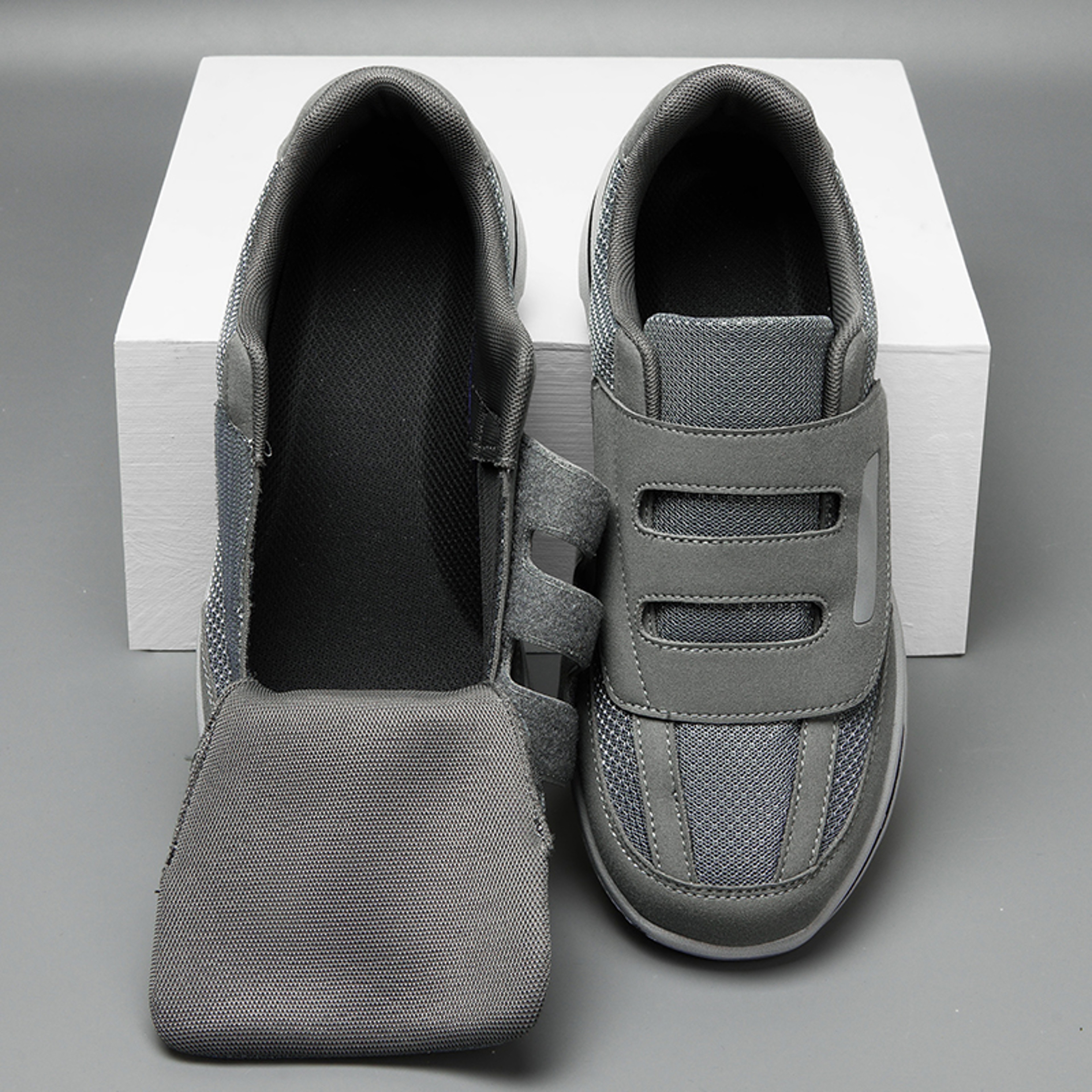 Mens Wide Toe Box Sneakers Breathable Adjustable Hook And Loop Walking Shoes 3