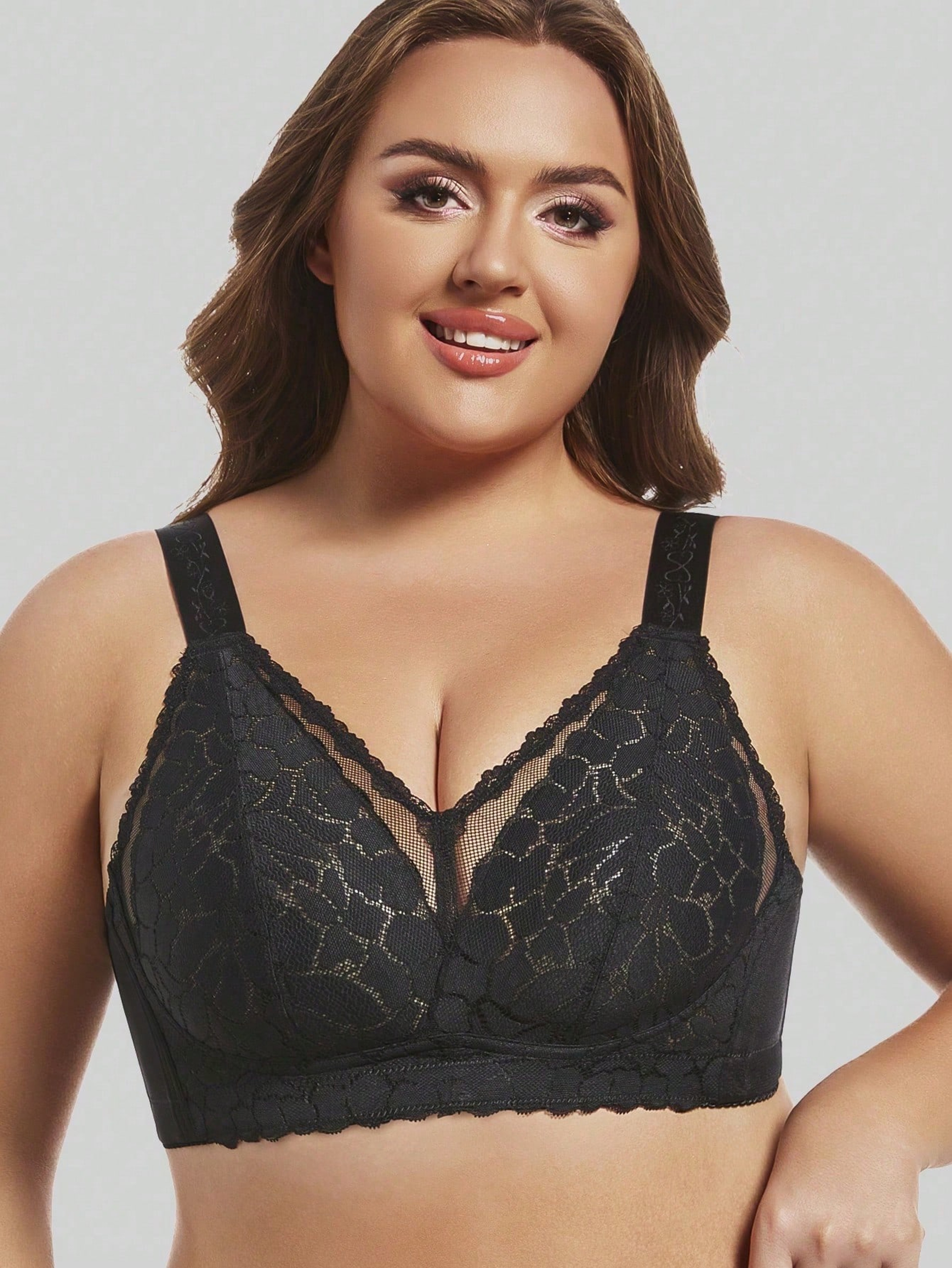 Womens Plus Size Wireless Full Coverage Bra with Lace and Adjustable Straps – view 5