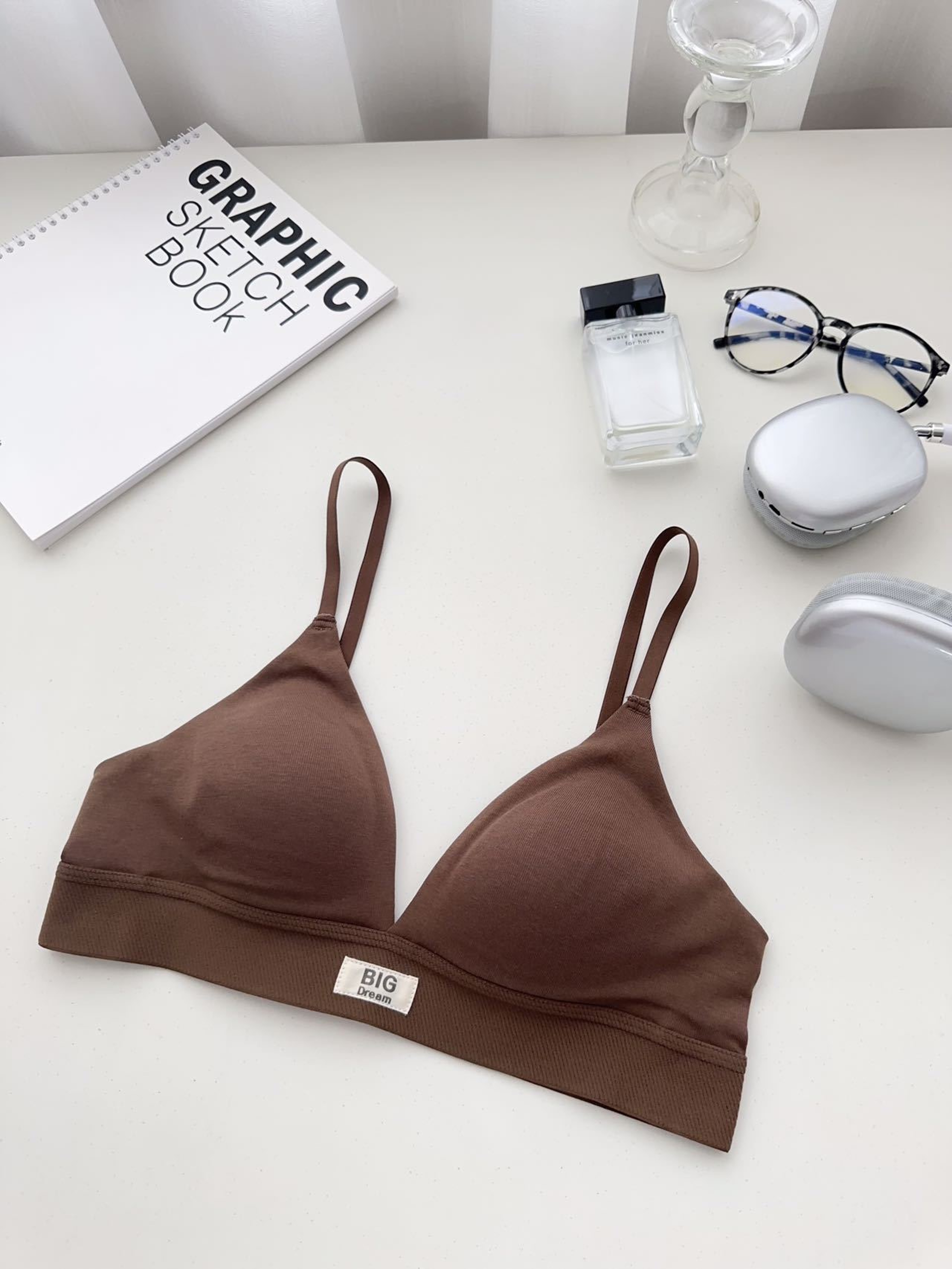 Womens Seamless Wire Free Triangle Cup Bra with Adjustable Straps and Thin Fixed Cups – view 10