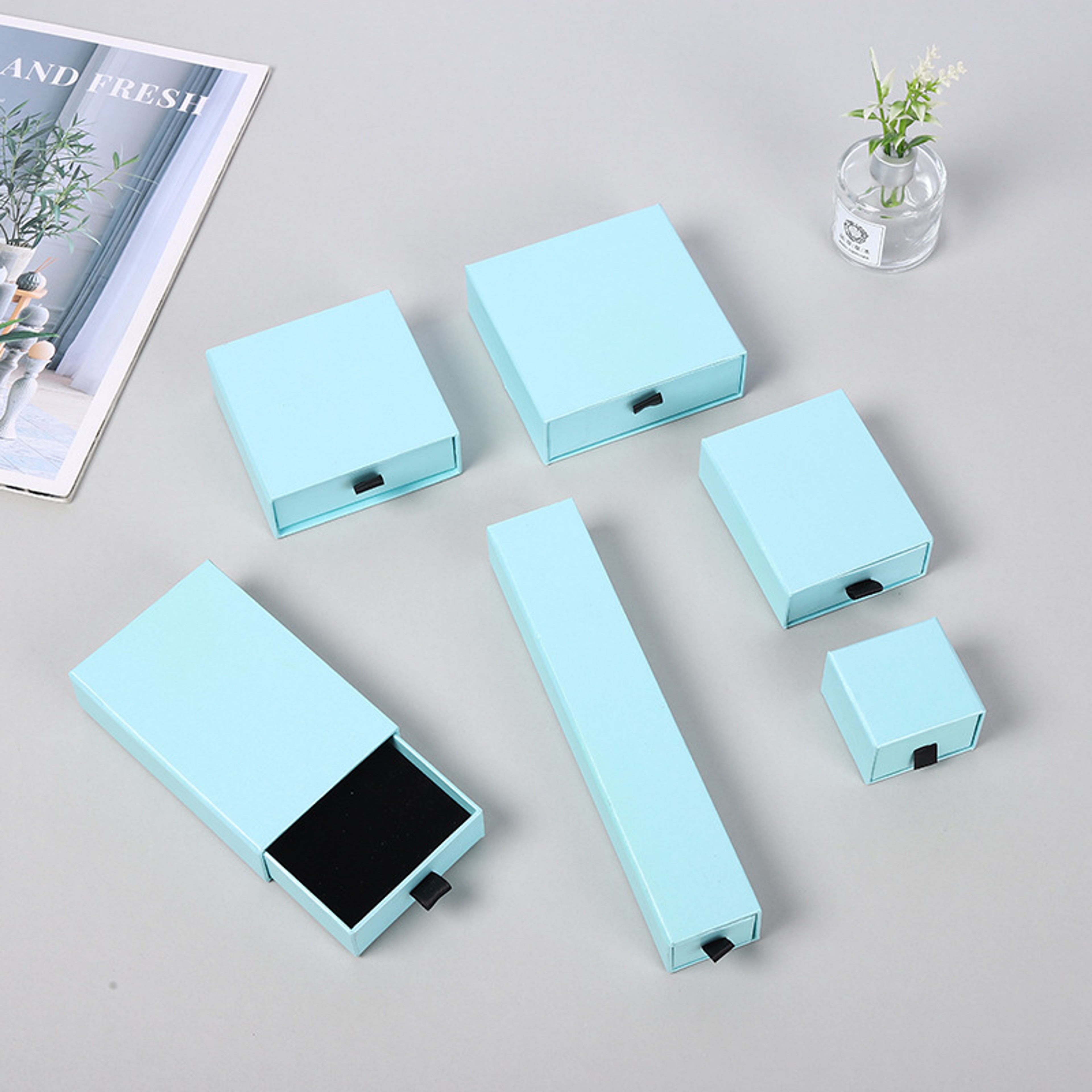 Twelve Piece Jewelry Gift Box Set for Rings Earrings Necklaces and Bracelets – view 11