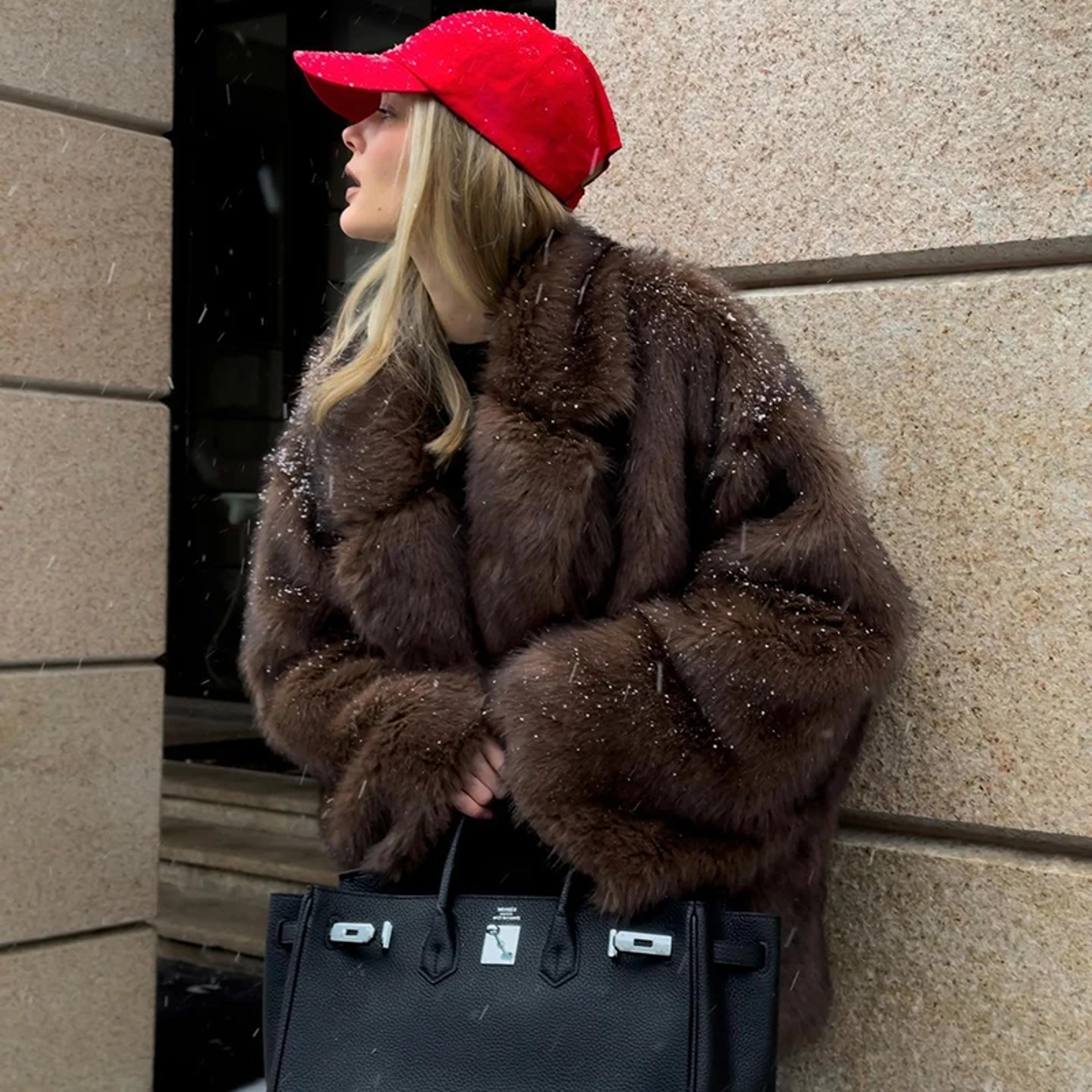 Womens Oversized Gradient Faux Fur Coat With Batwing Sleeves 6