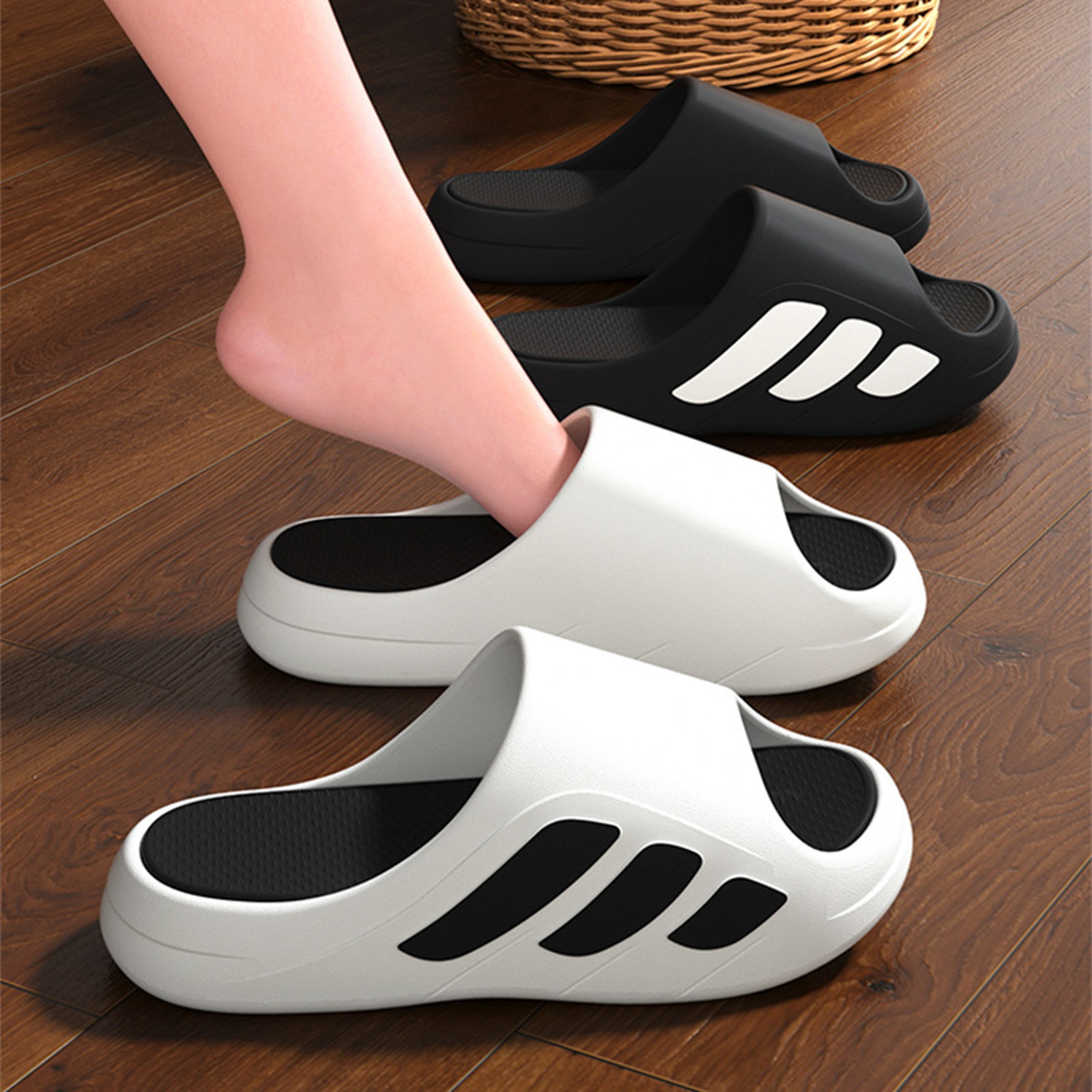 Mens EVA Non Slip Thick Sole Summer Slippers For Indoor And Outdoor Wear 0