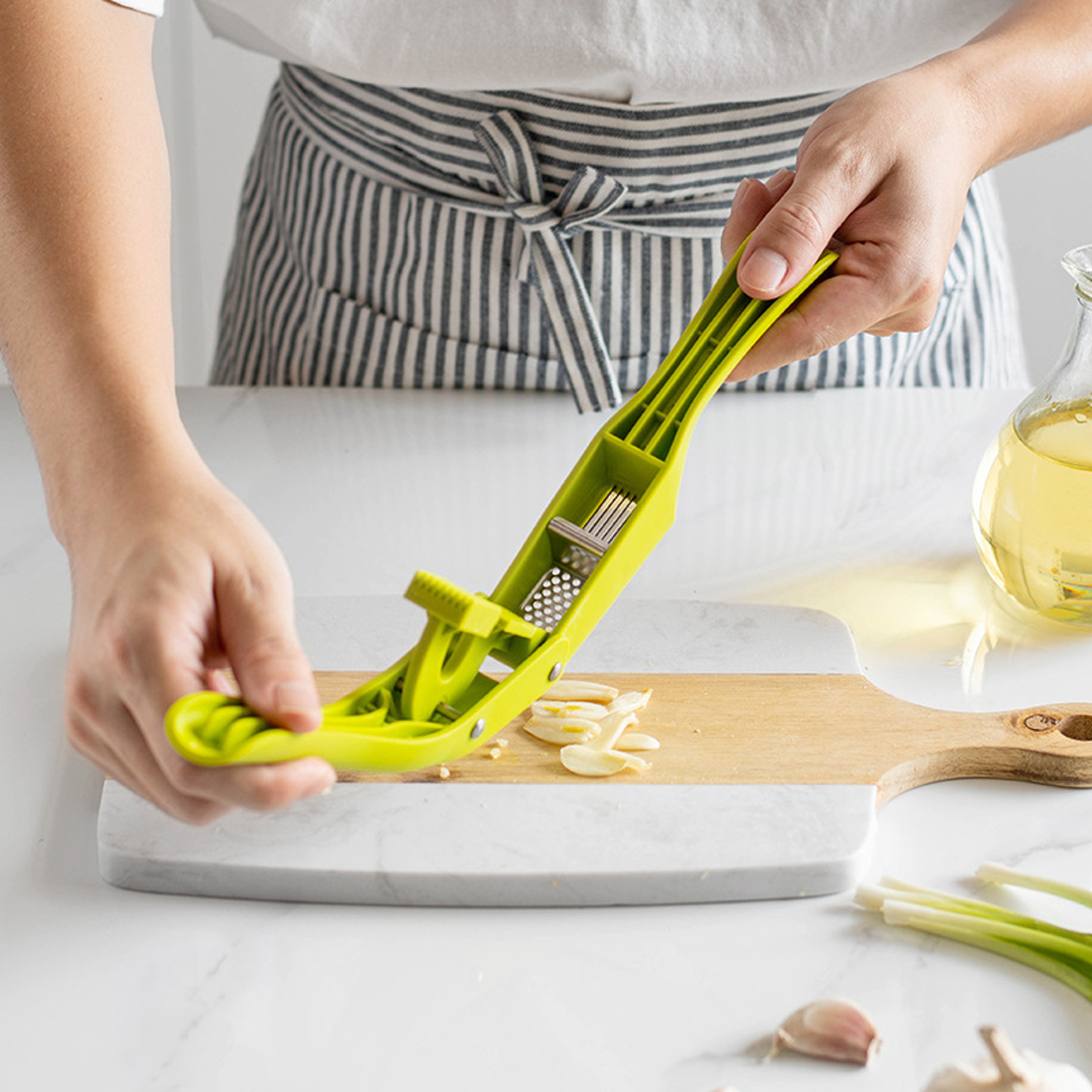 Multifunctional Garlic Press And Vegetable Squeezer Kitchen Tool For Pressing Mashing And Slicing G 0
