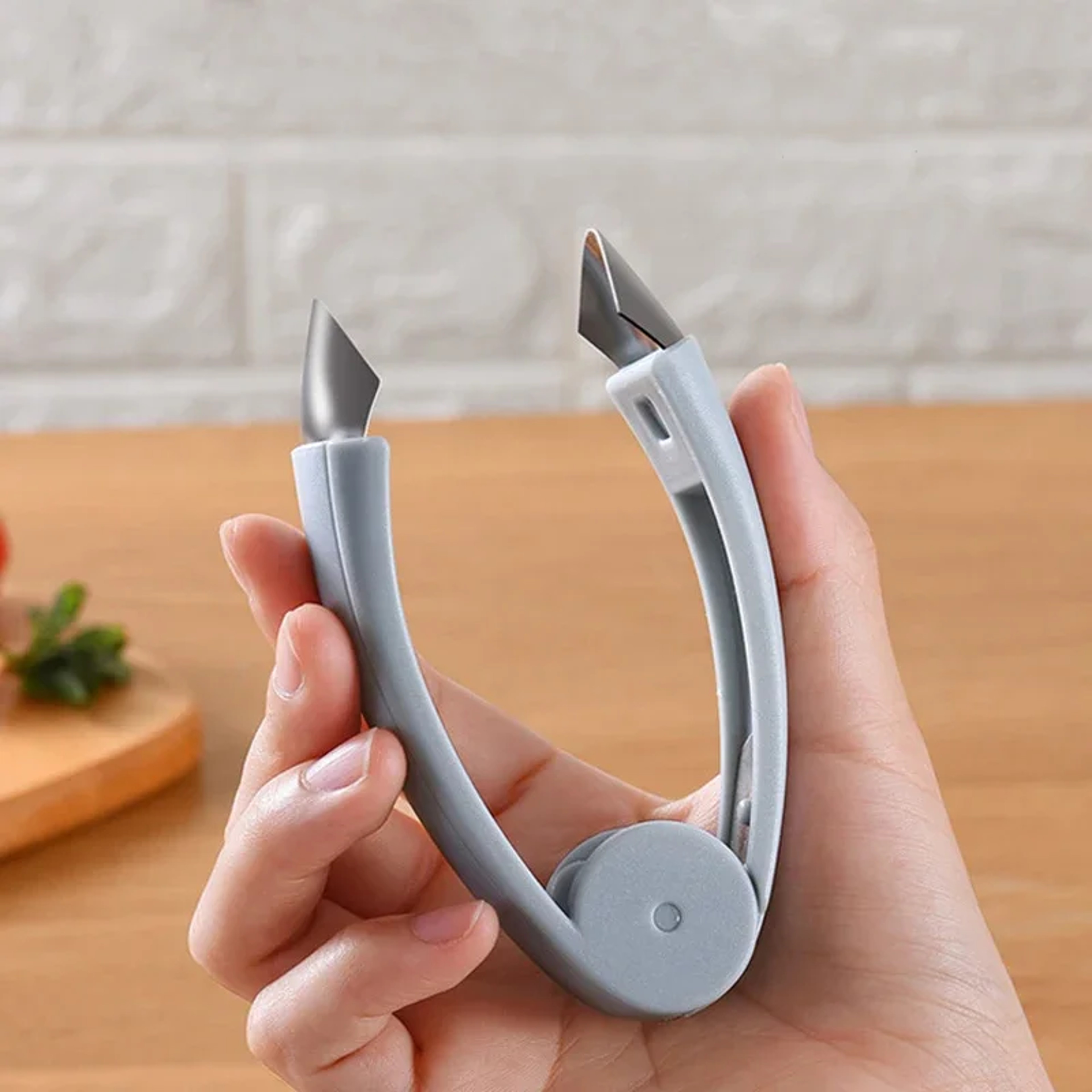 Stainless Steel Pineapple Eye Remover and Strawberry Seed Remover Fruit Peeler Tool – view 5