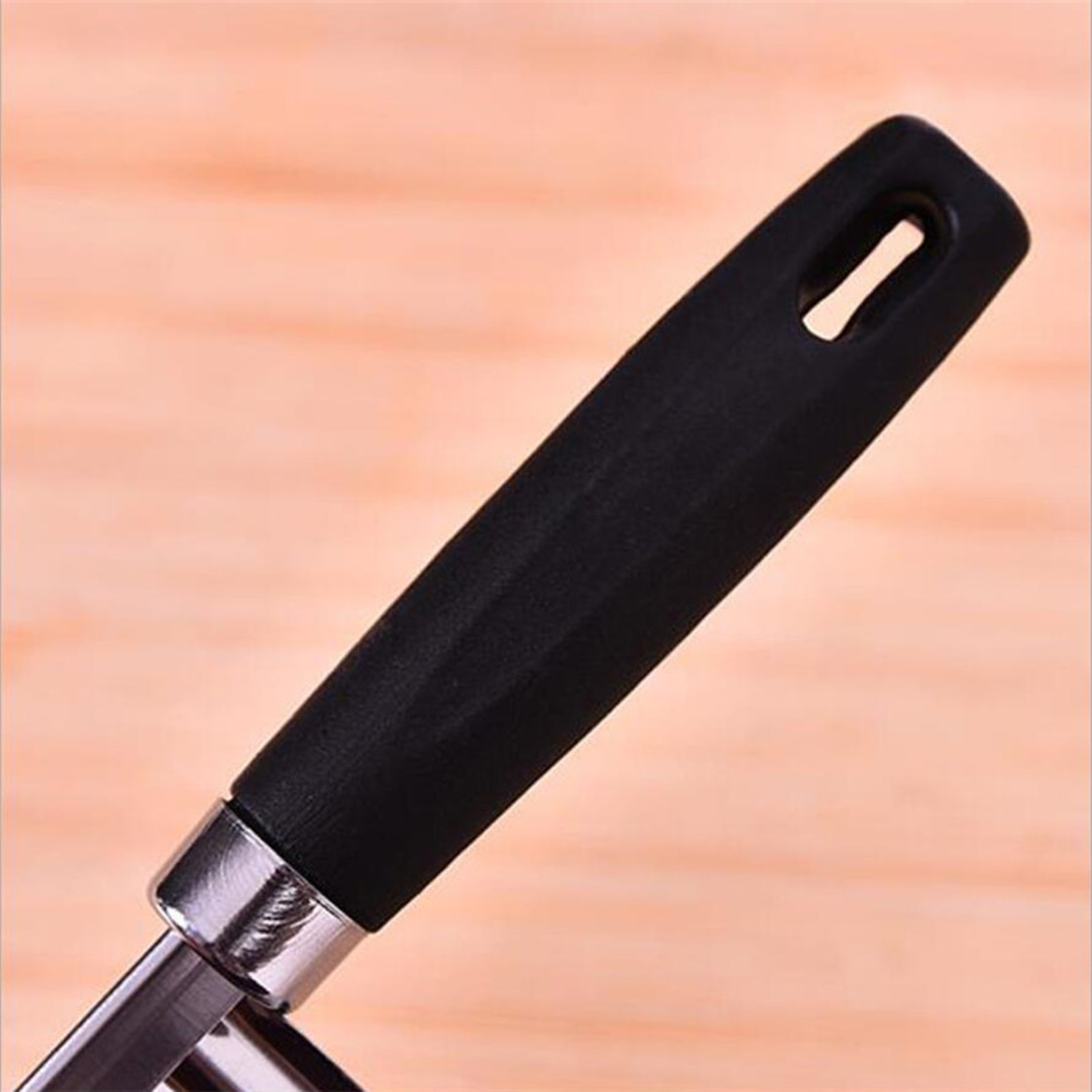 Crinkle Cut Pro Stainless Steel Crinkle Cutter for Wavy Fries, Vegetables & Fruit – view 5
