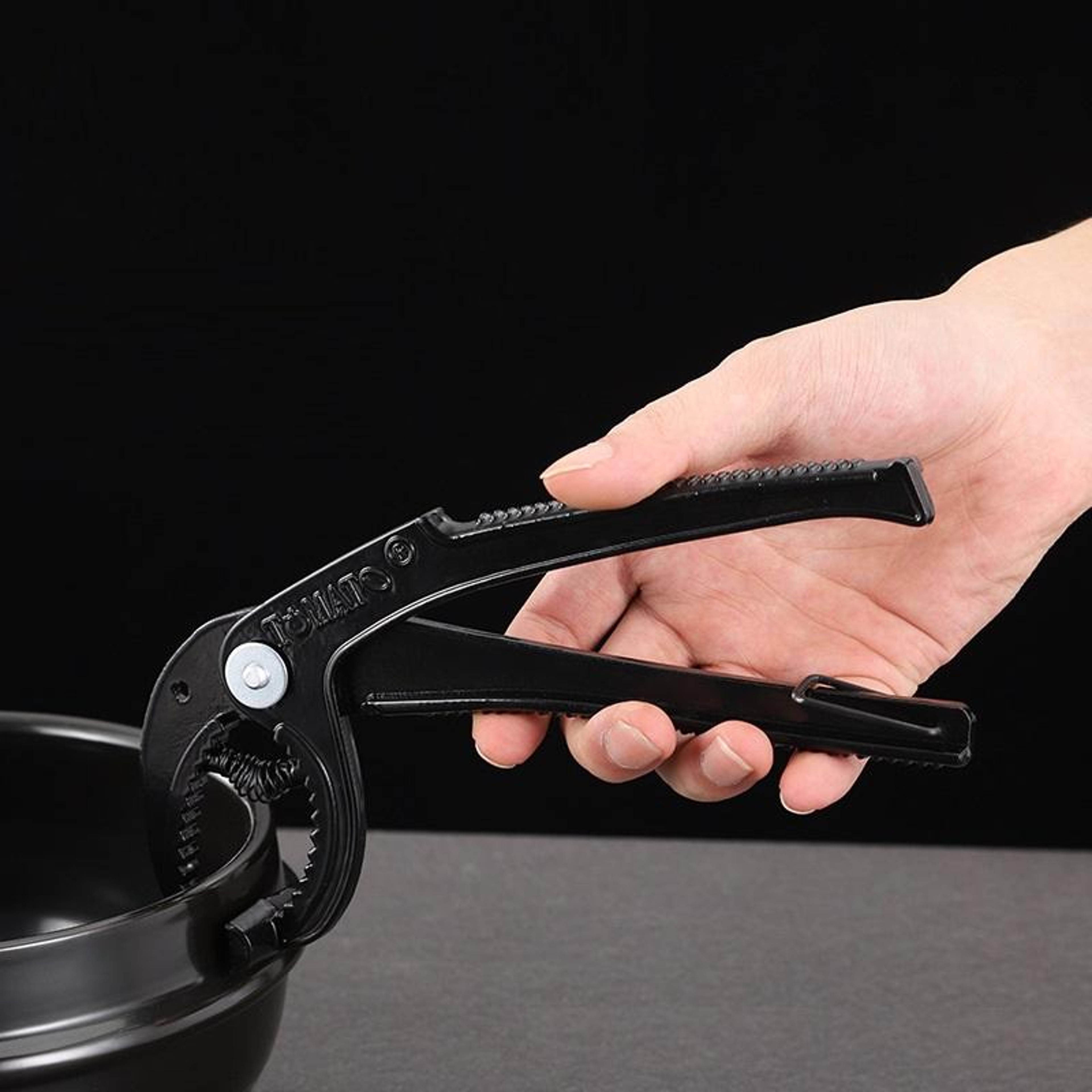 Heat Safe Bowl Gripper Tongs Hot Pot Holder For Air Fryer Grill  Kitchen Cookware 3