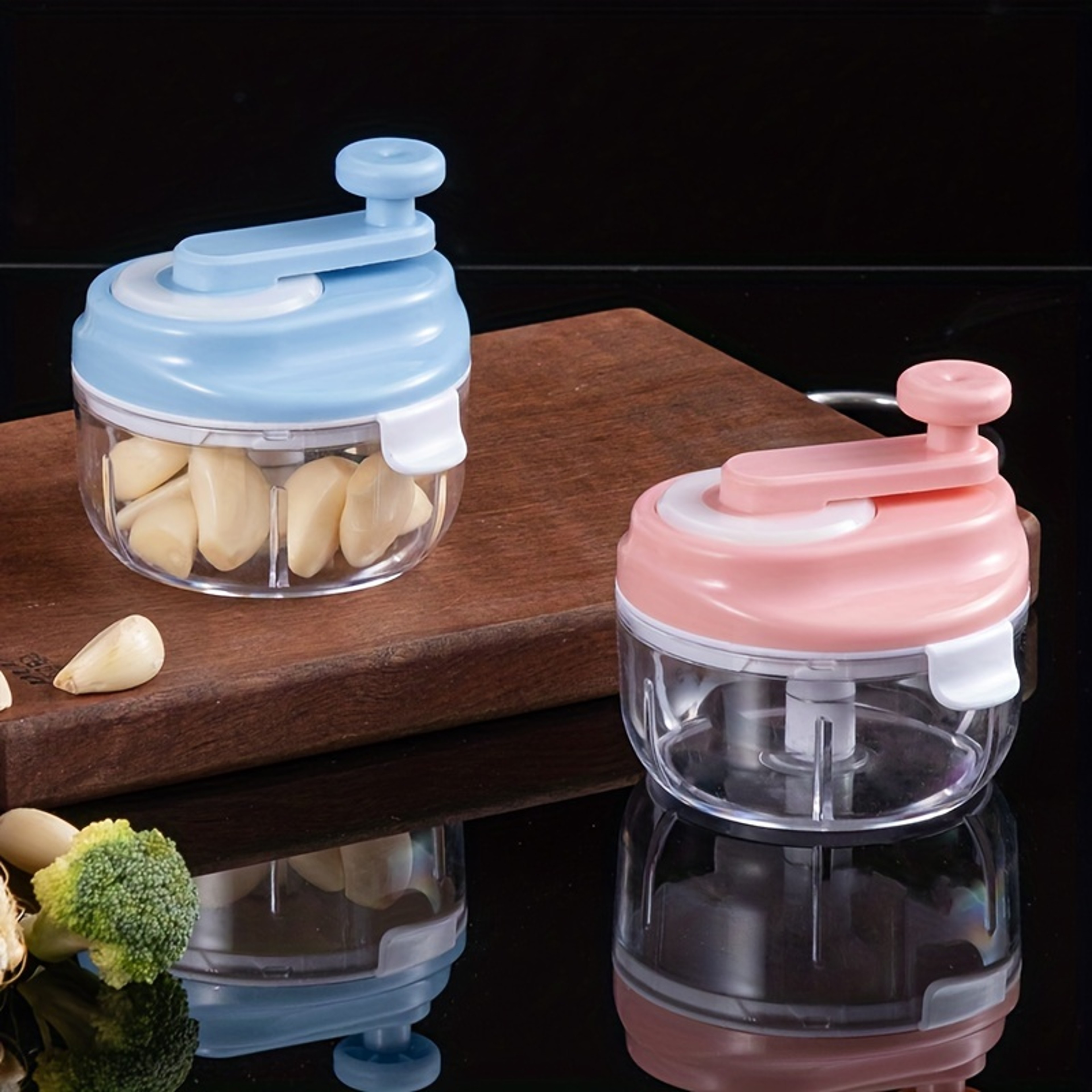 Manual Garlic Press Garlic Crusher and Chopper Easy Twist Kitchen Gadget – view 2