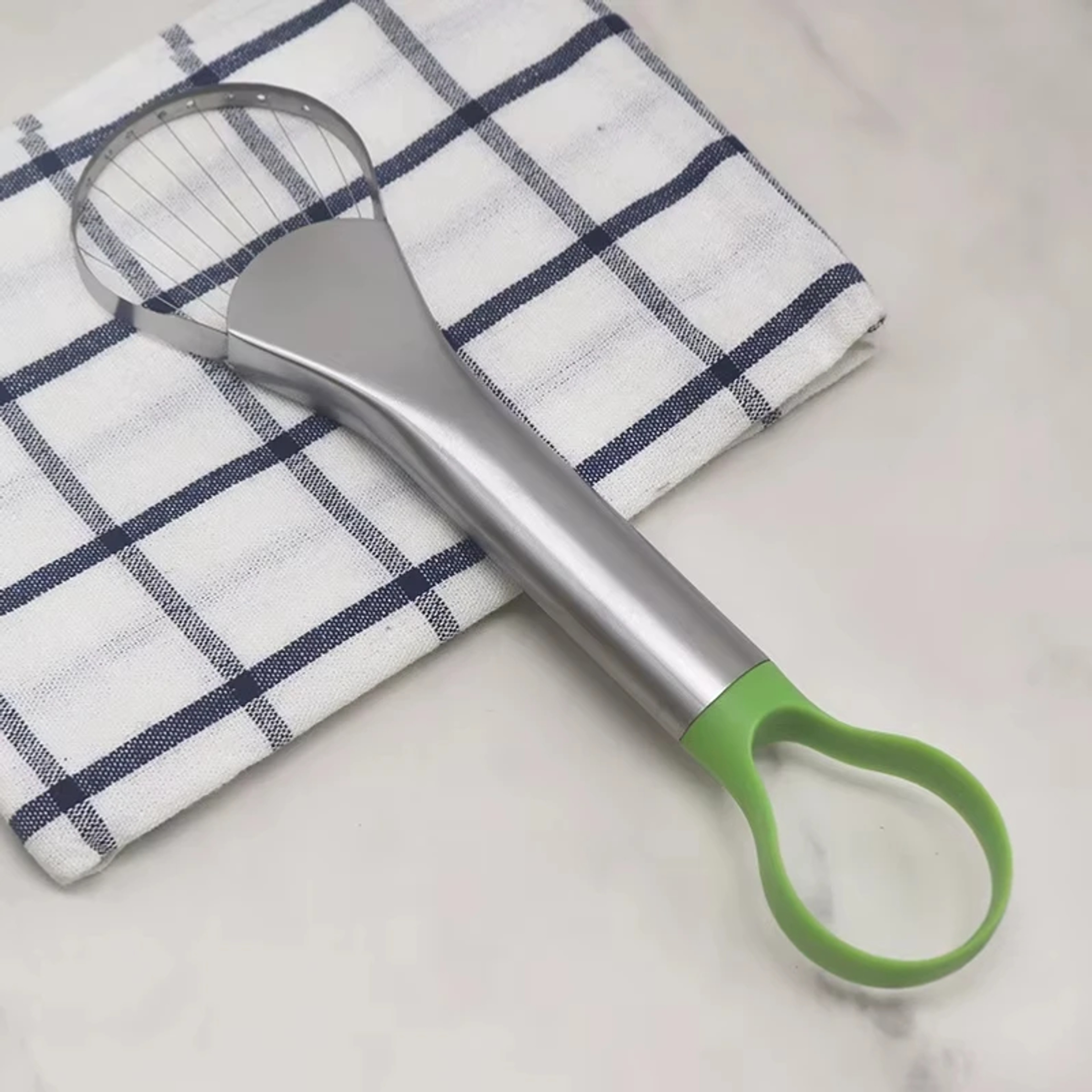 2 In 1 Avocado Slicer  Avocado Cutter Stainless Steel Fruit Peeler Kitchen Gadget 4