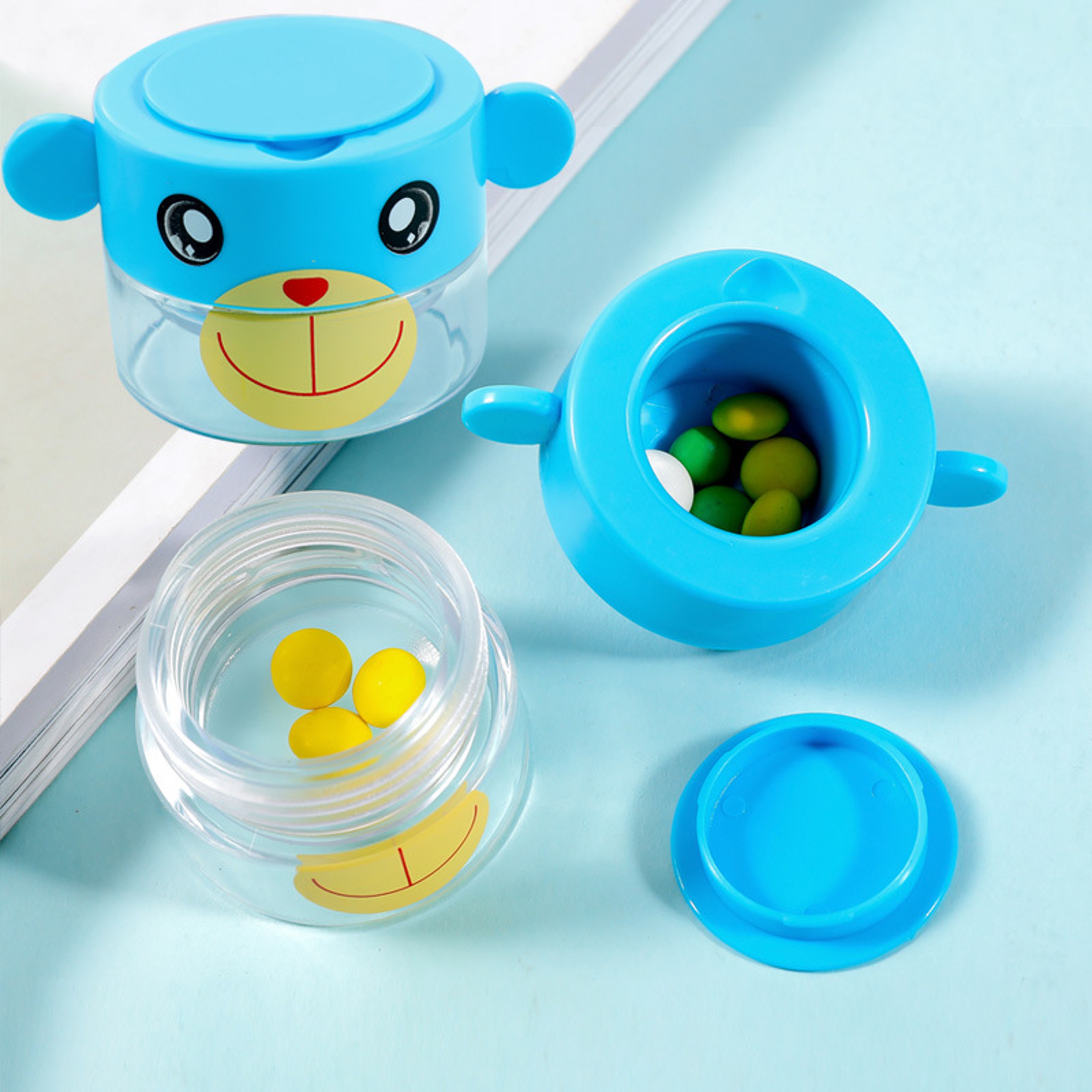 Cartoon Pill Grinder Pulverizer Portable Tablet Crusher Medicine Dispenser Storage Container 4