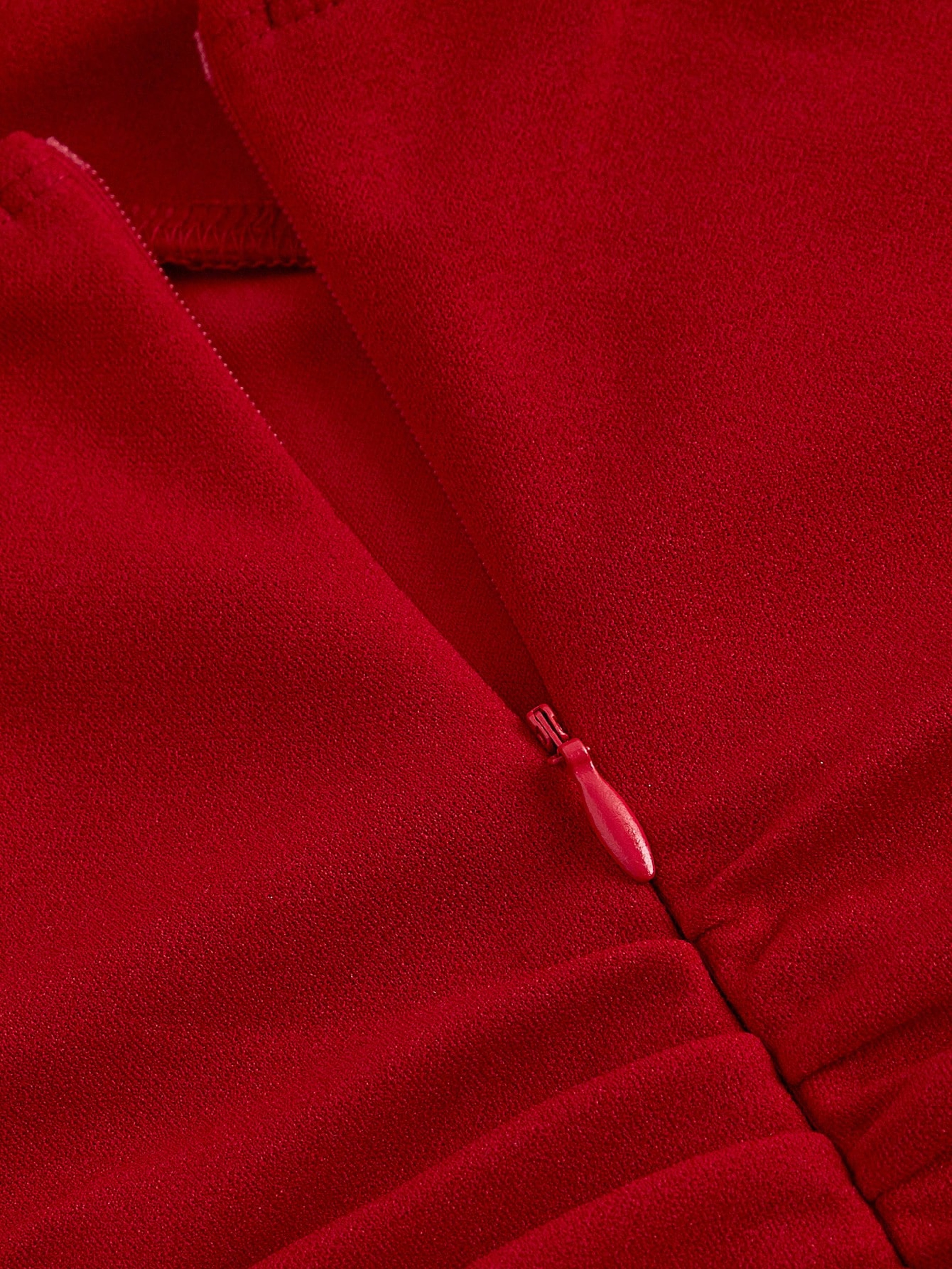 New Red Bow Halter Dress Female Autumn Spice Girl Pleated Fashion Waist Show Thin Short Skirt Trend 2