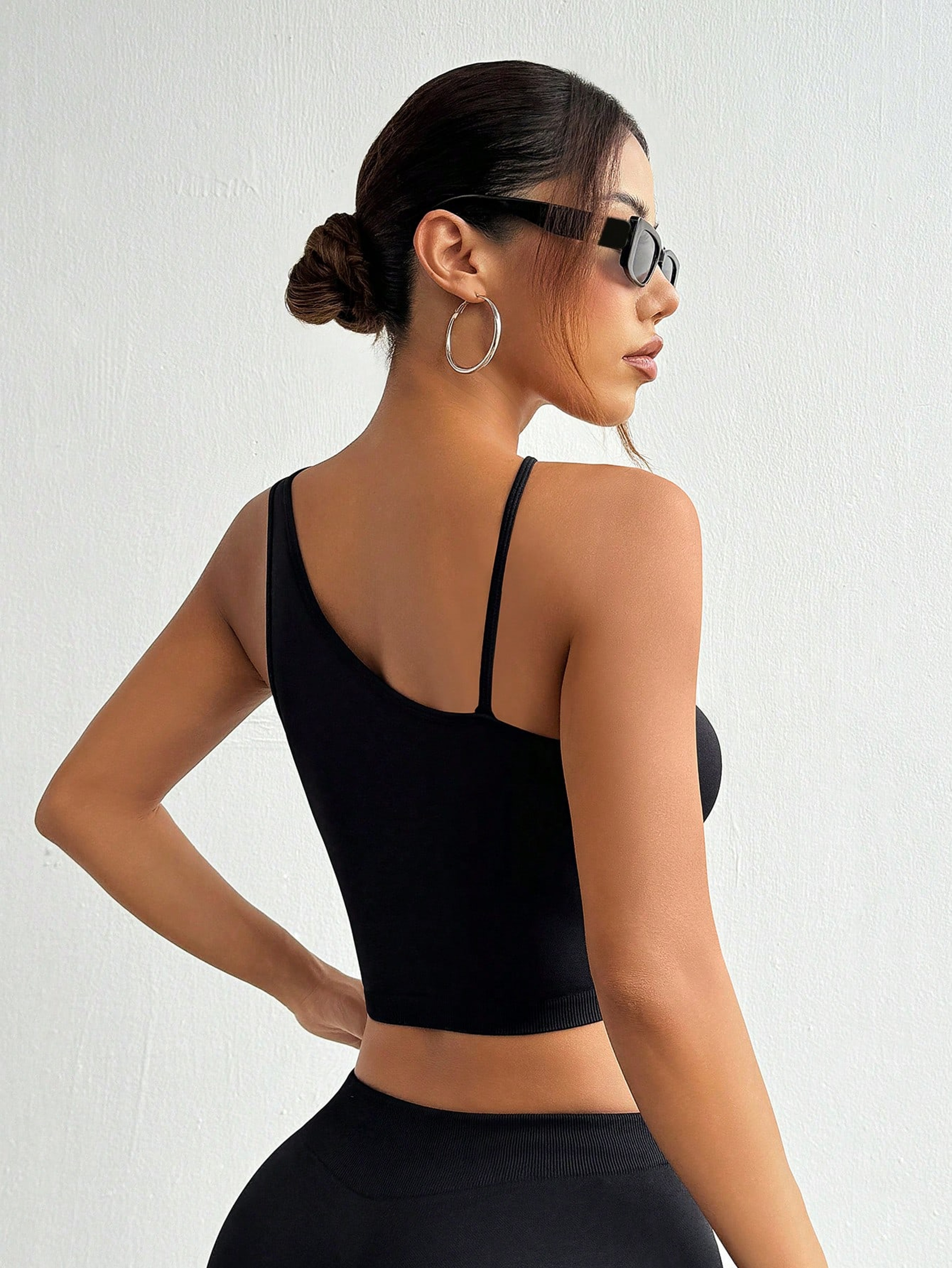 Strappy Sports Bra for Women Padded Yoga Bra Workout Crop Top – view 2