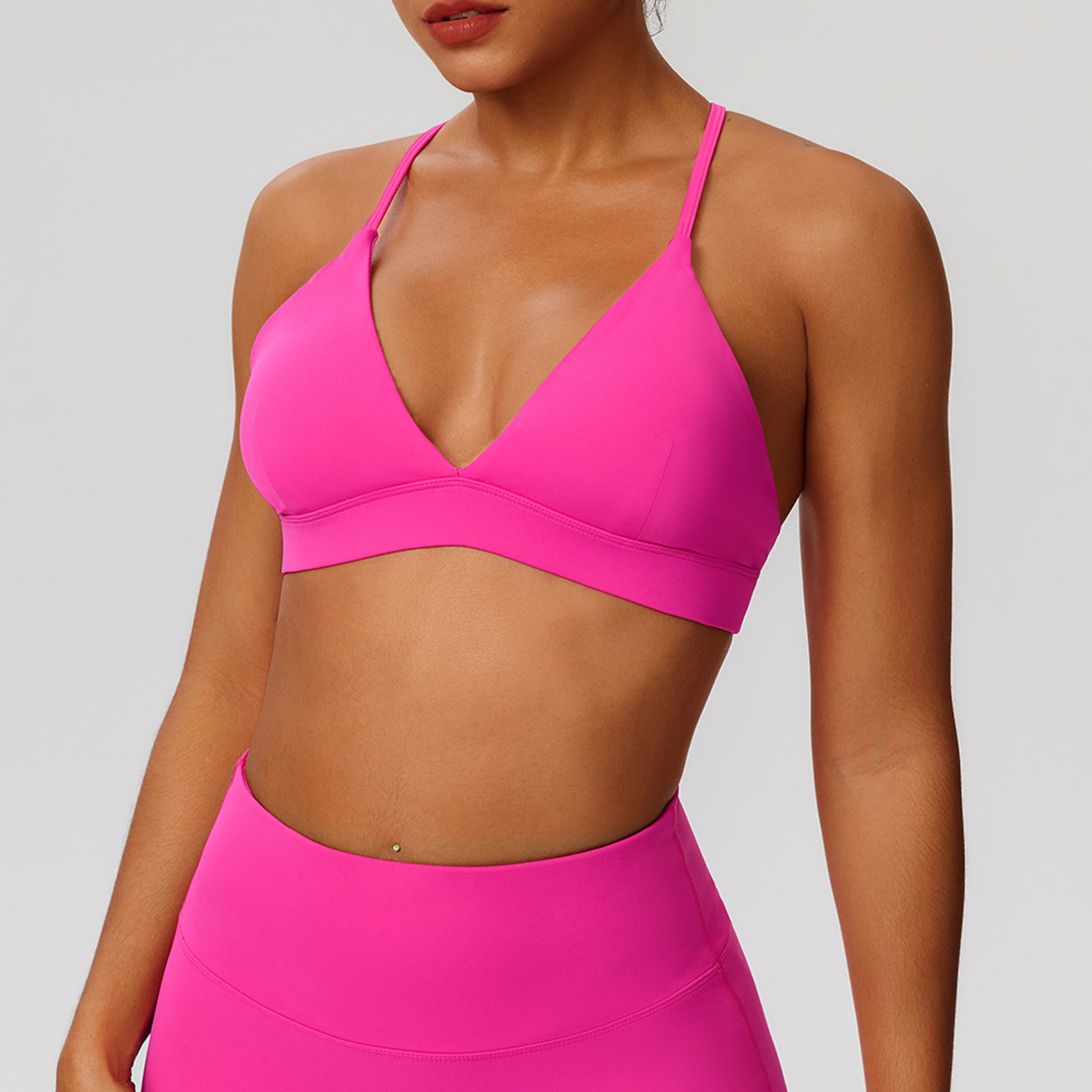 Yoga Sports Bra With Quick Dry Support And Strappy Back 4