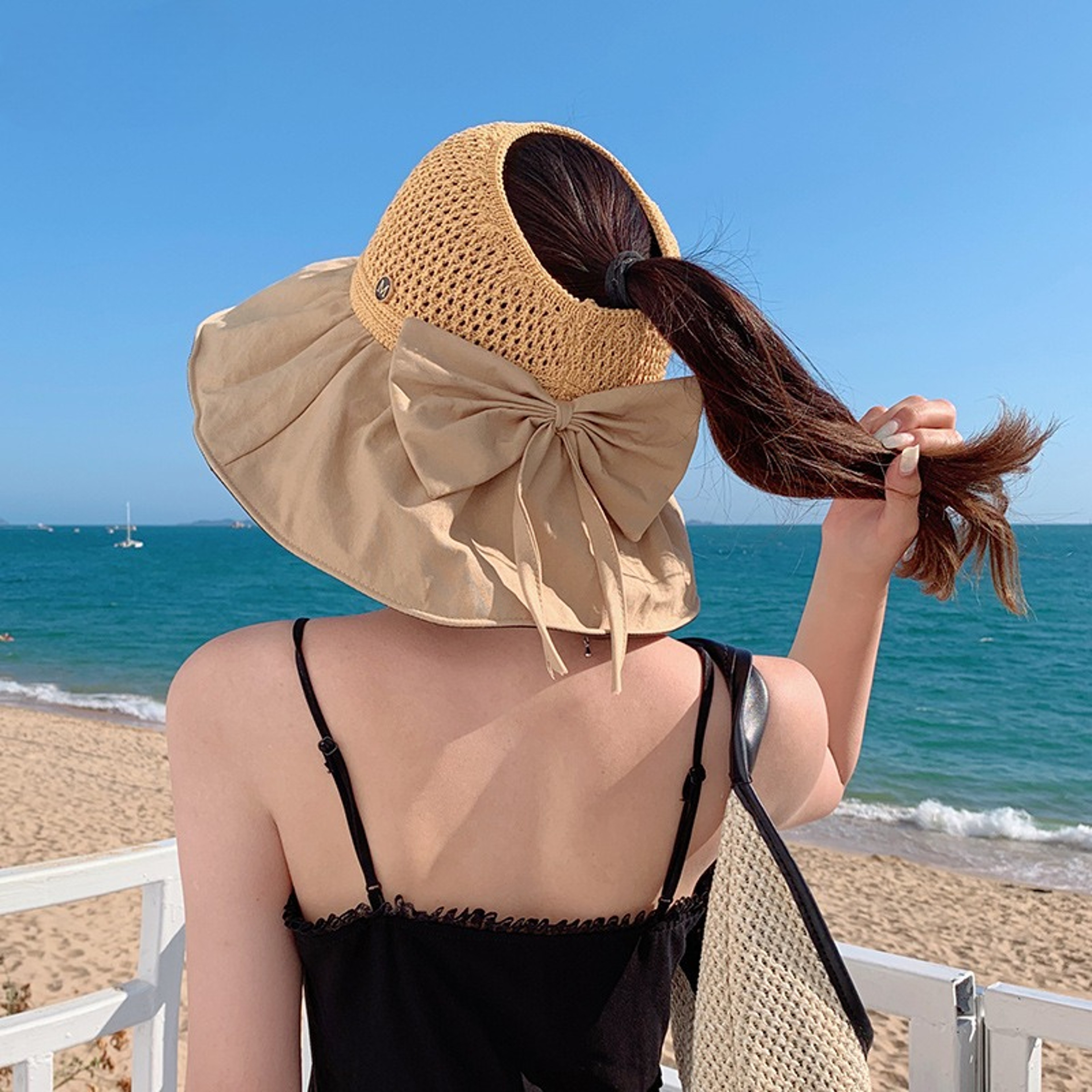 Women Wide Brim Beach Hat Foldable Straw Sun Hat 1